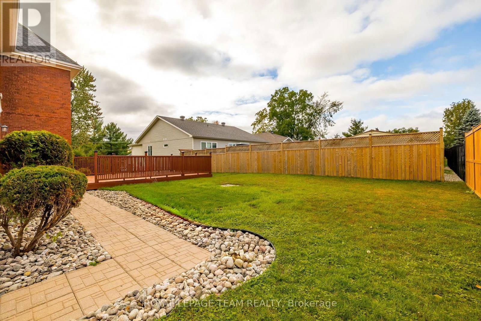 294 DUMBRILLE STREET Image 45