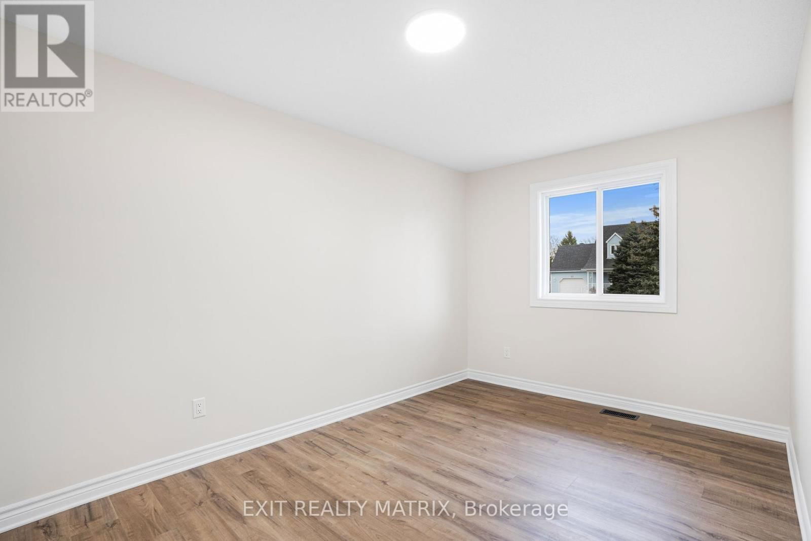 58 CASTLEBEAU STREET Image 15