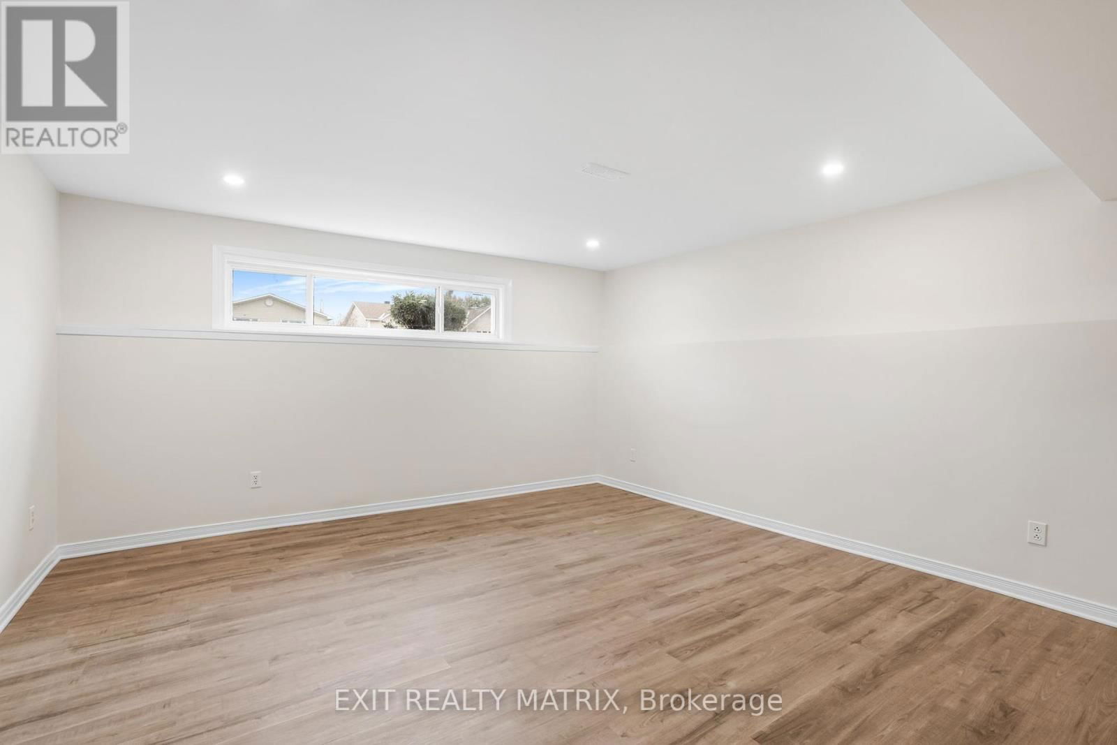 58 CASTLEBEAU STREET Image 19