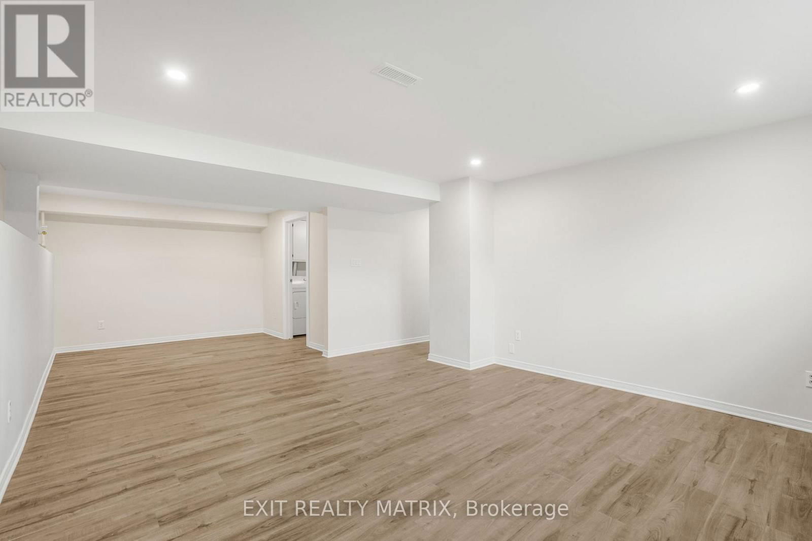 58 CASTLEBEAU STREET Image 20