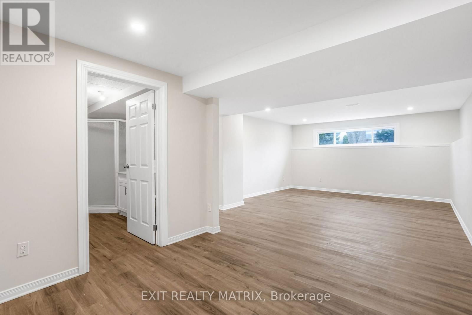 58 CASTLEBEAU STREET Image 21