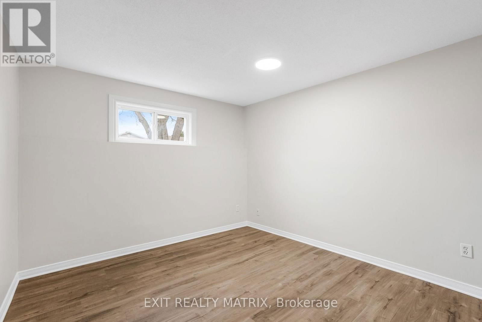 58 CASTLEBEAU STREET Image 26