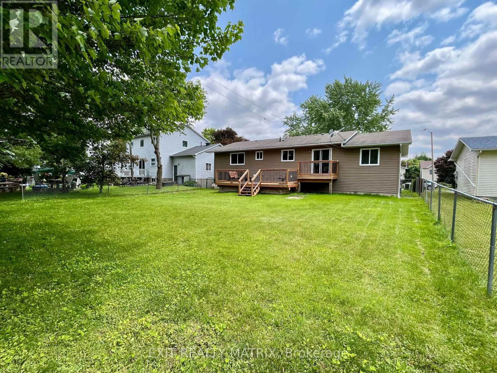 58 CASTLEBEAU STREET Image 30