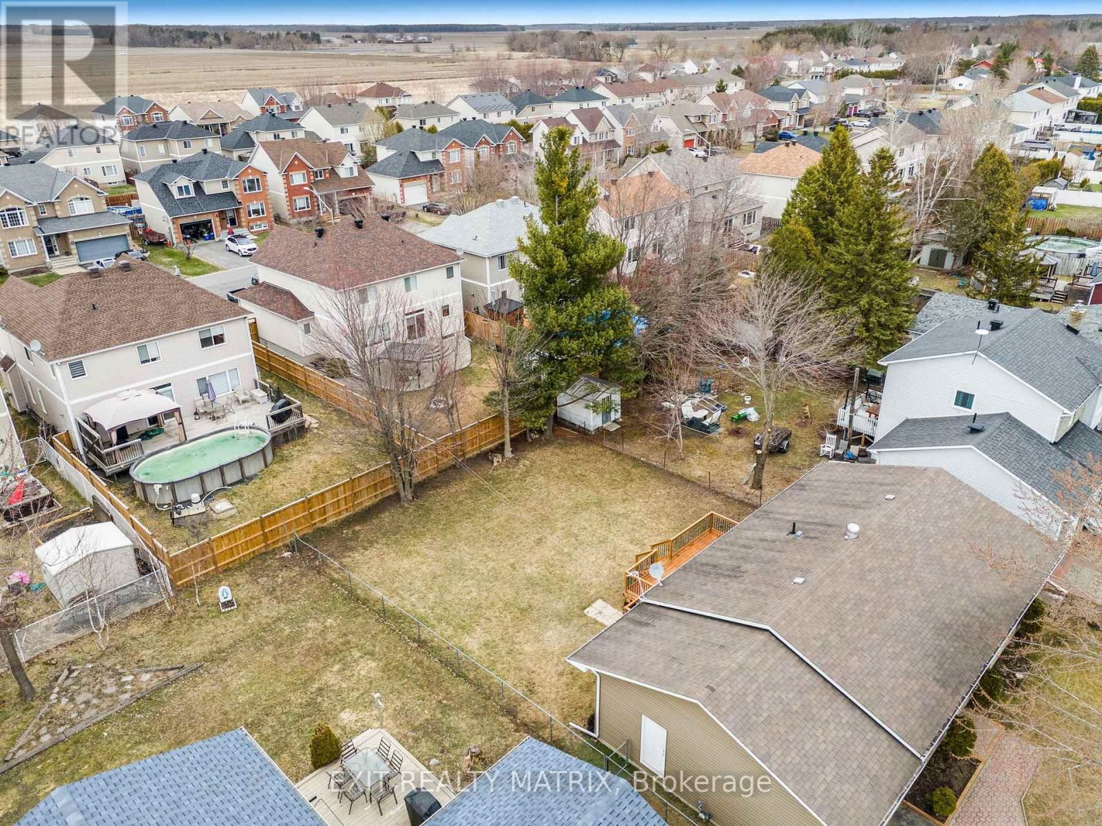 58 CASTLEBEAU STREET Image 34