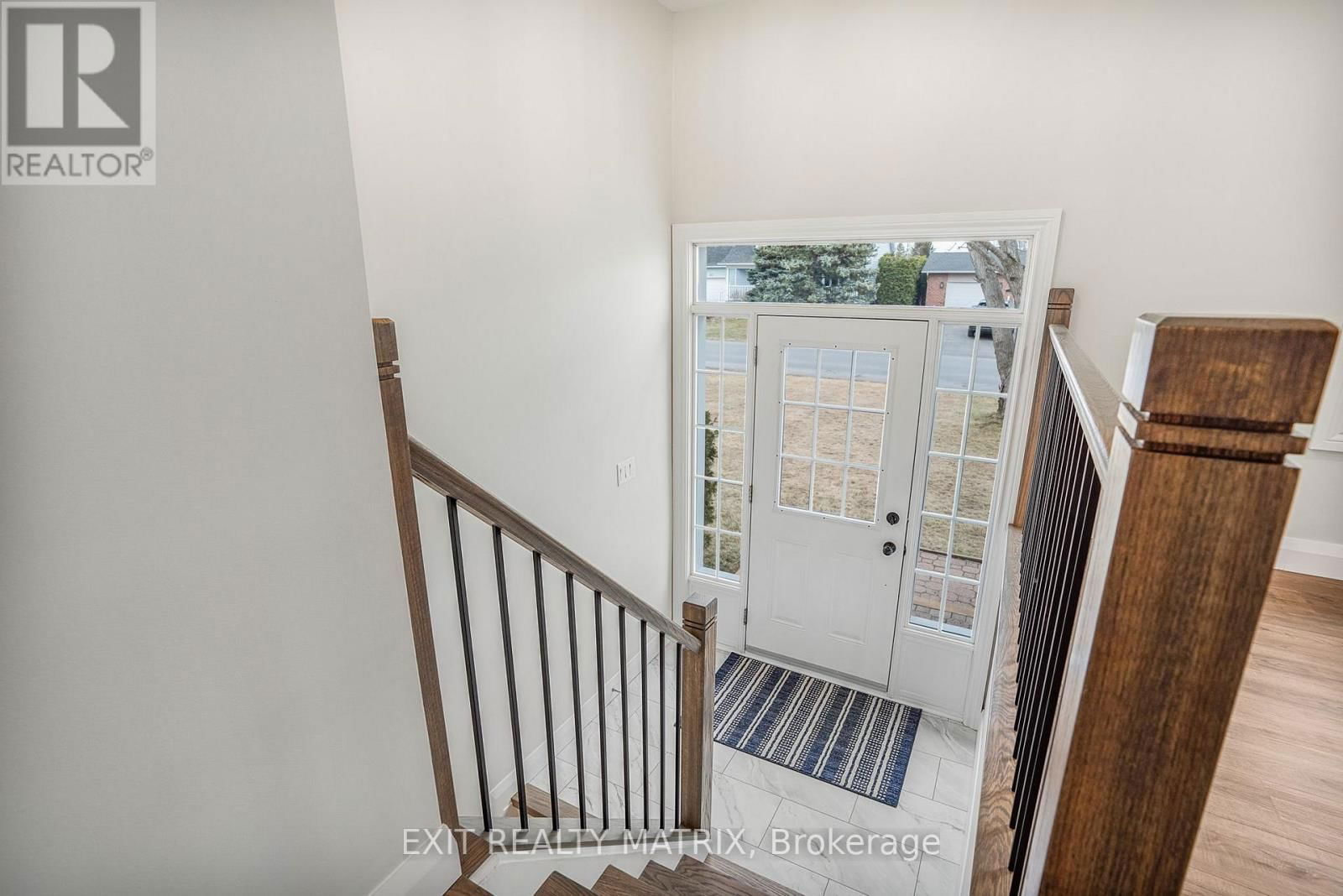 58 CASTLEBEAU STREET Image 4