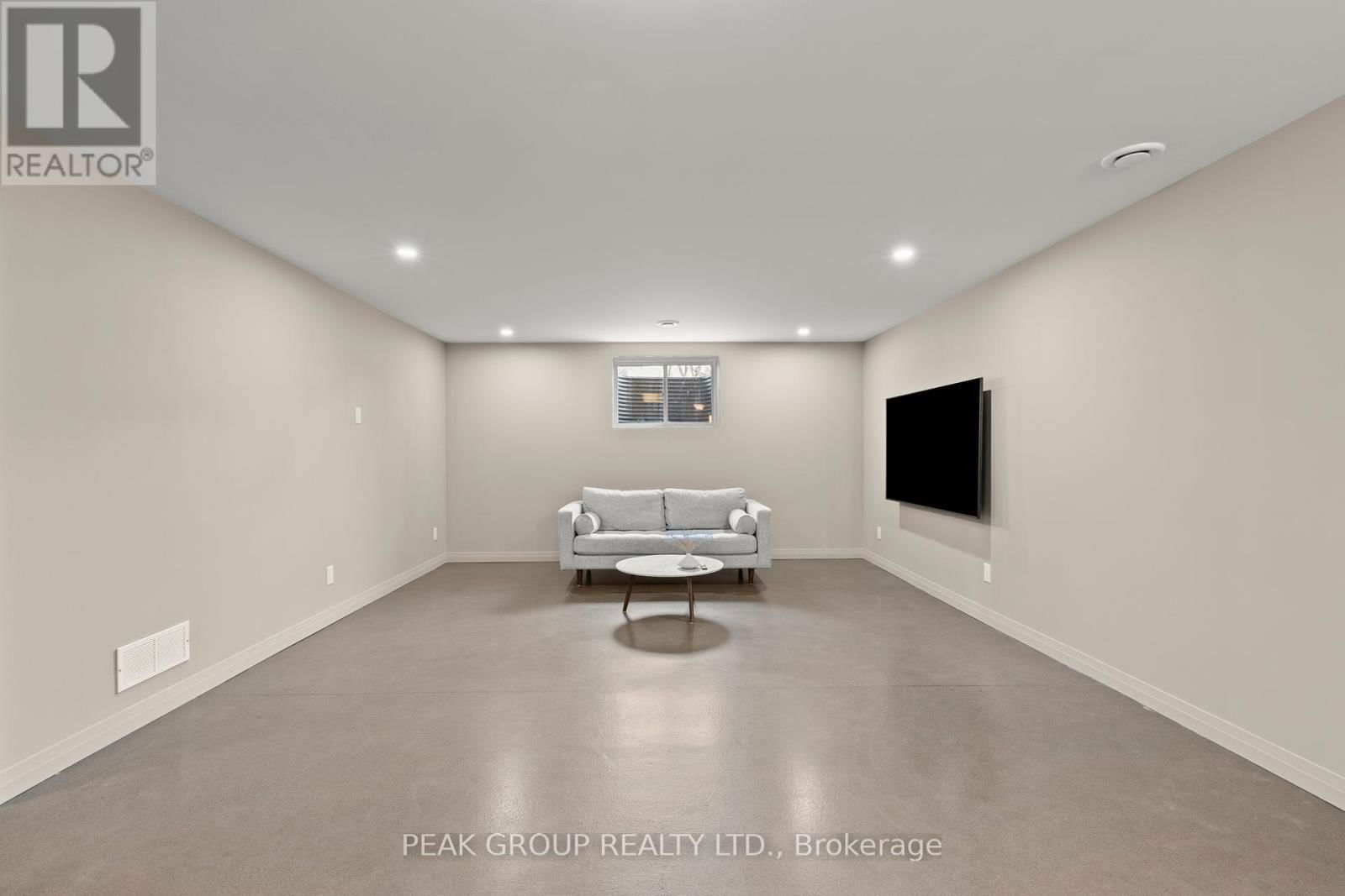 8 - 8974 WILLOUGHBY DRIVE Image 27