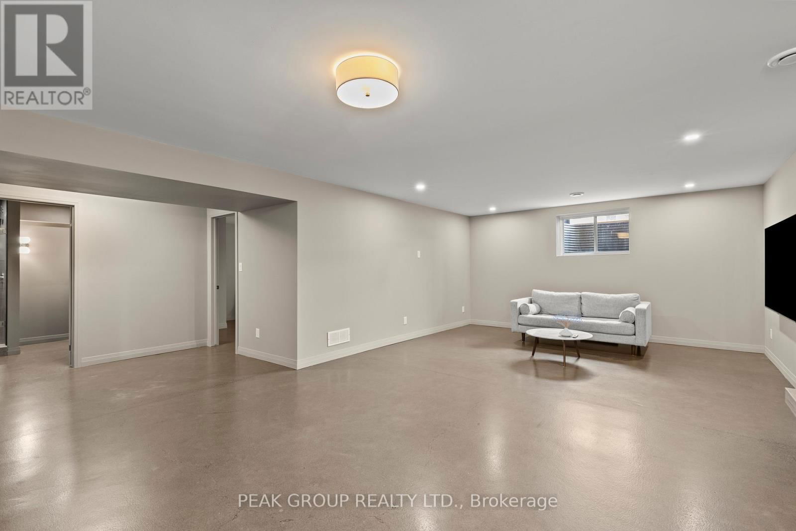 8 - 8974 WILLOUGHBY DRIVE Image 31