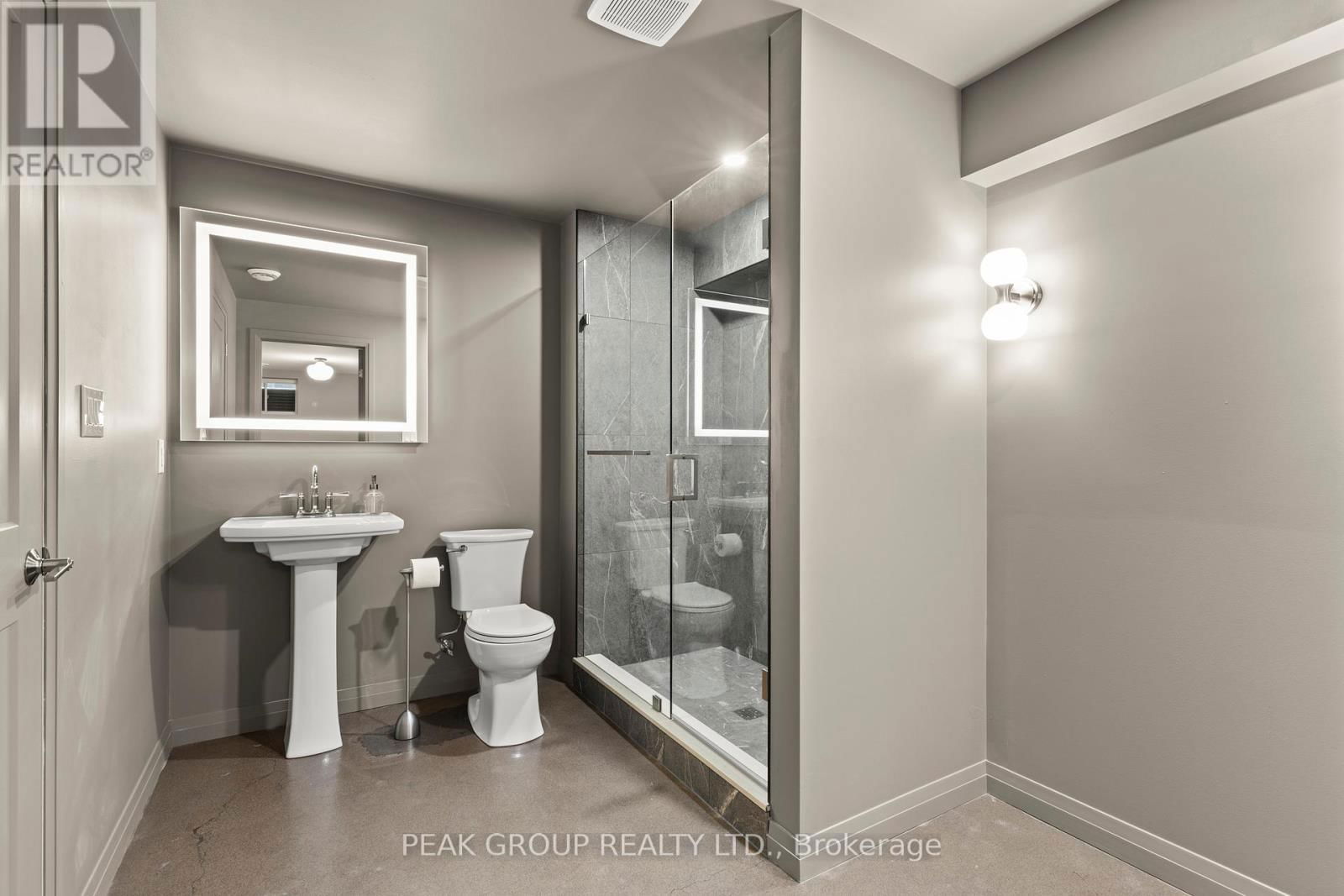 8 - 8974 WILLOUGHBY DRIVE Image 35