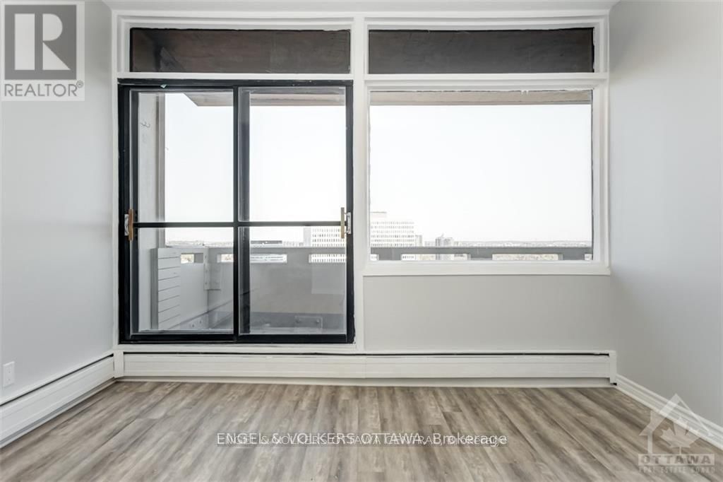 1001 - 400 STEWART STREET Image 17