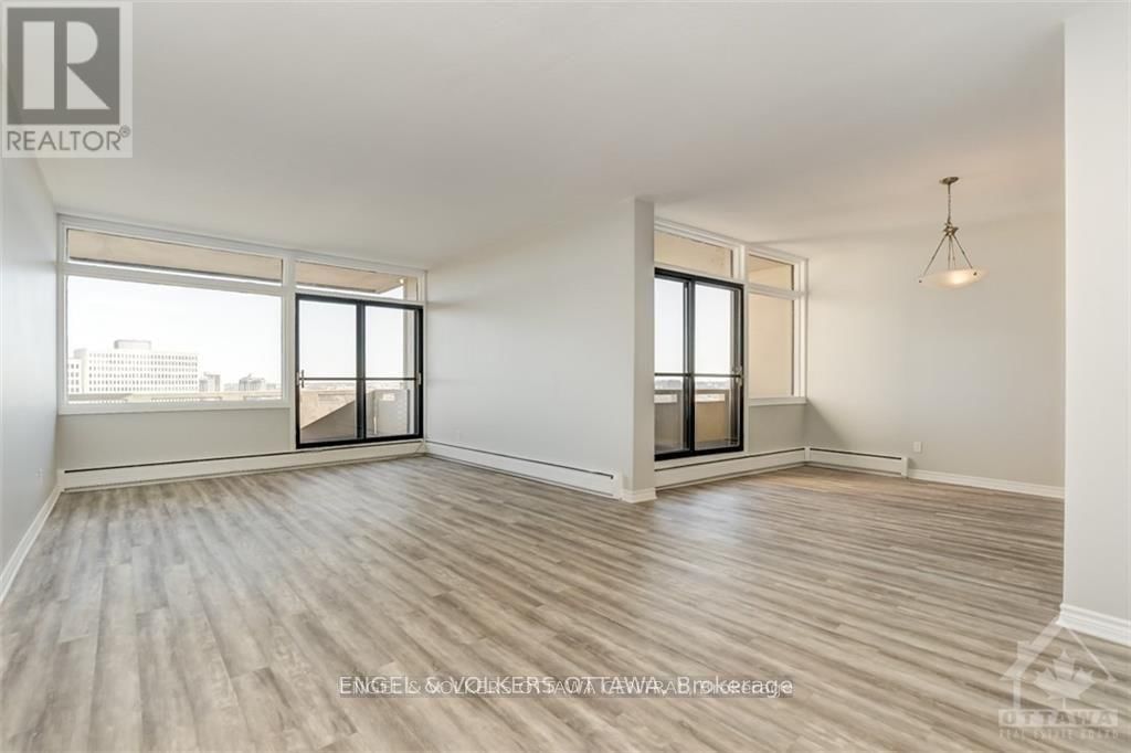 1001 - 400 STEWART STREET Image 4