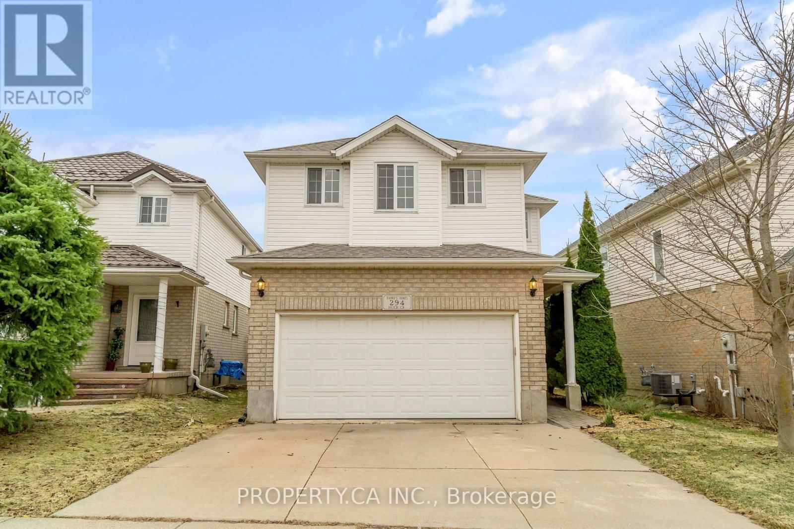 294 HUCK CRESCENT Image 1