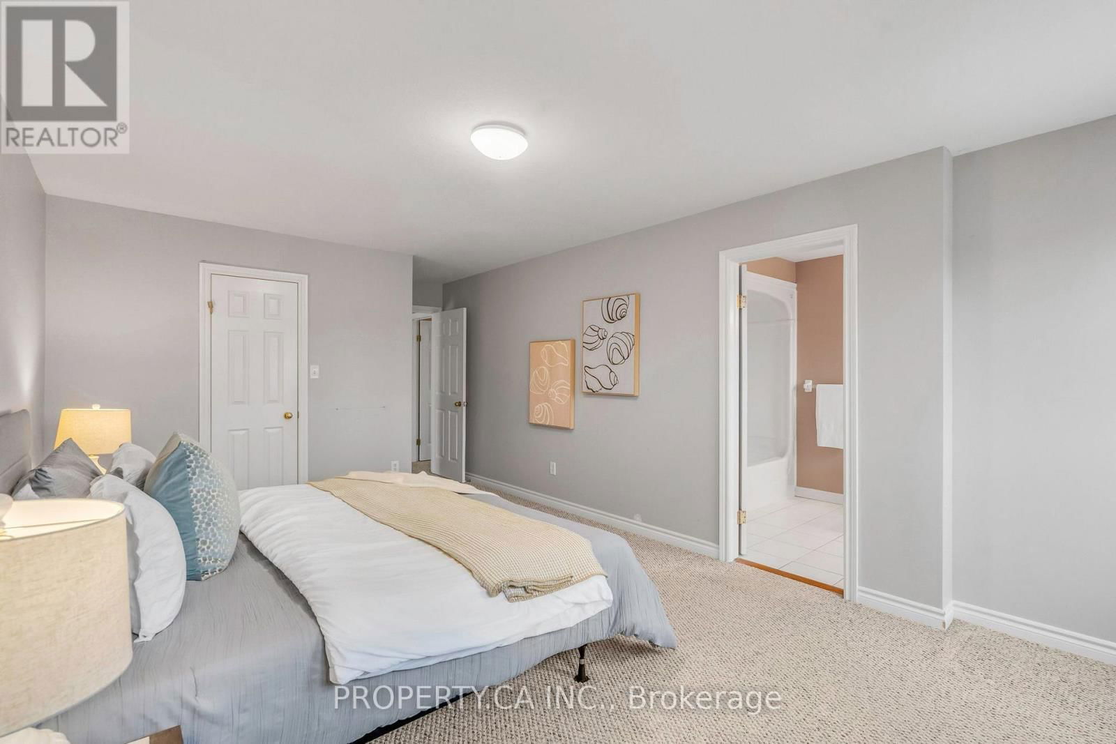 294 HUCK CRESCENT Image 19