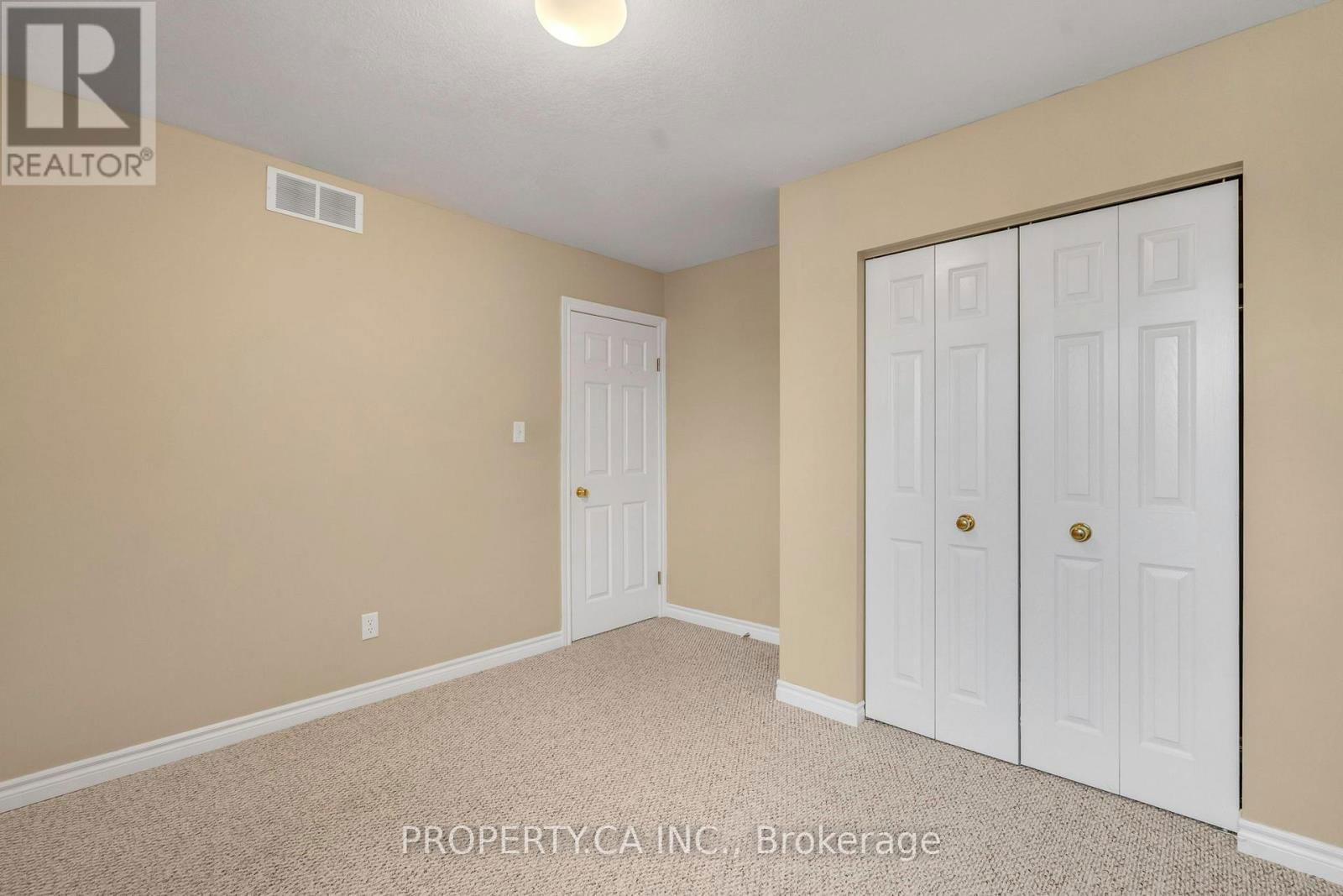 294 HUCK CRESCENT Image 26