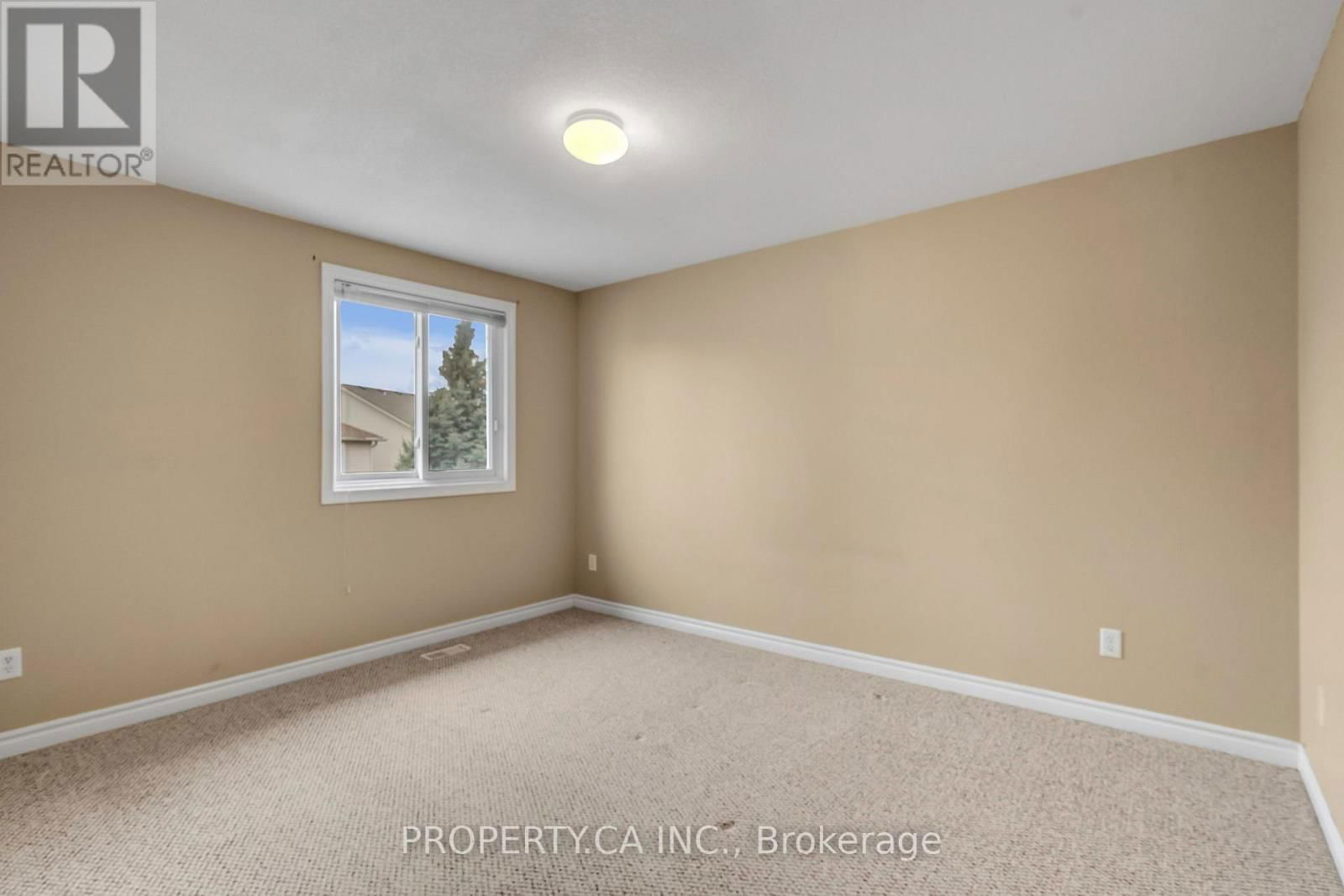 294 HUCK CRESCENT Image 28