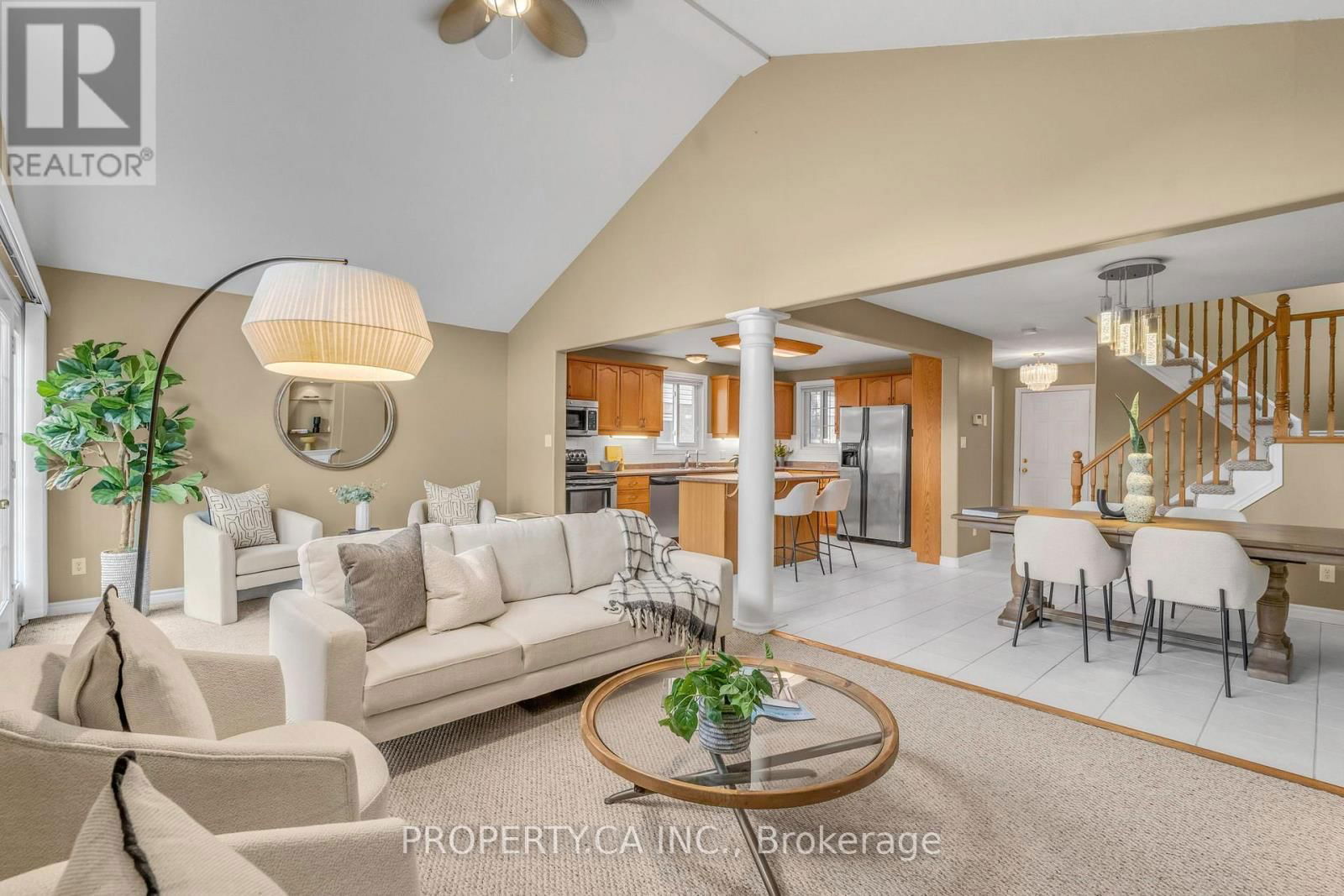 294 HUCK CRESCENT Image 3
