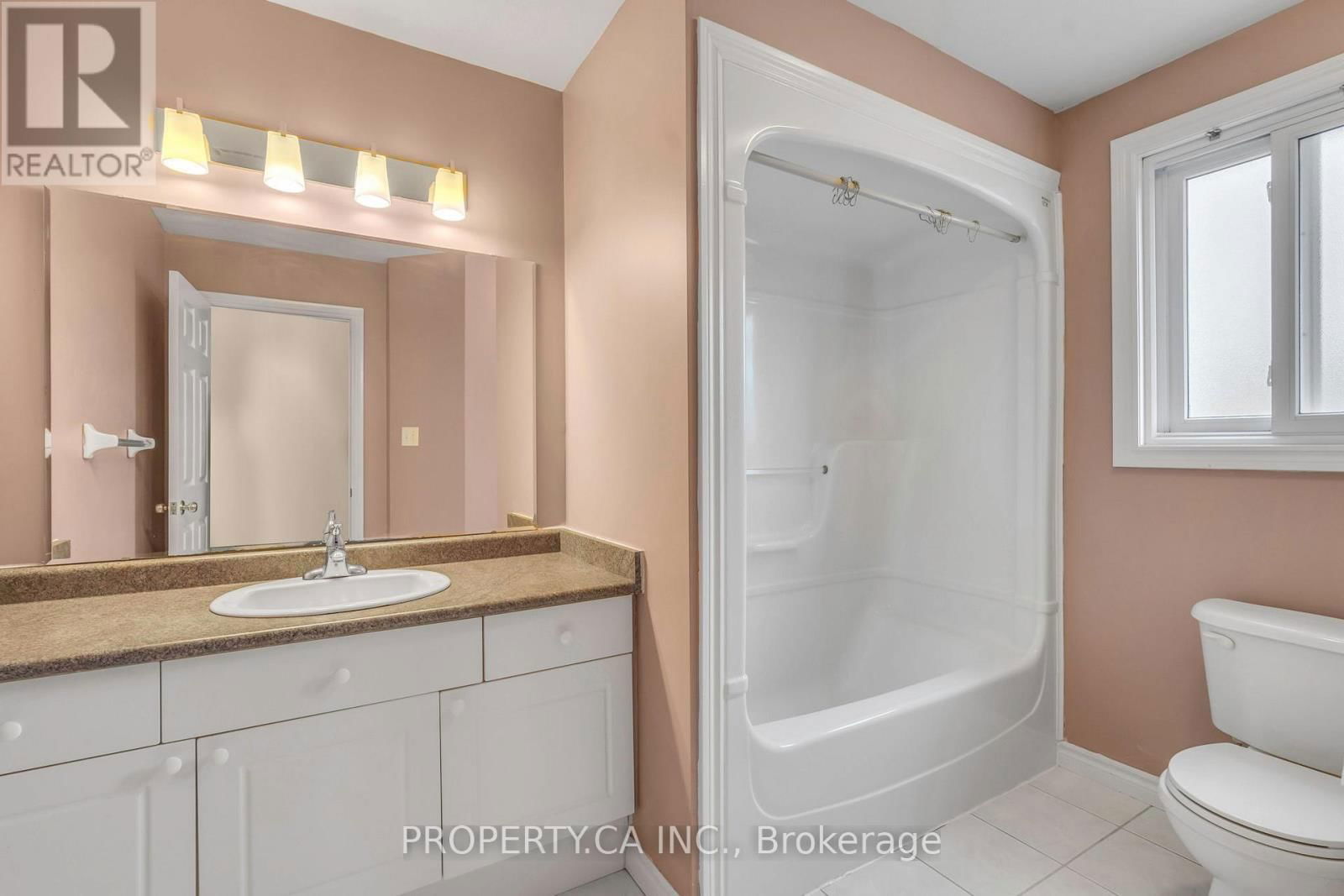 294 HUCK CRESCENT Image 31