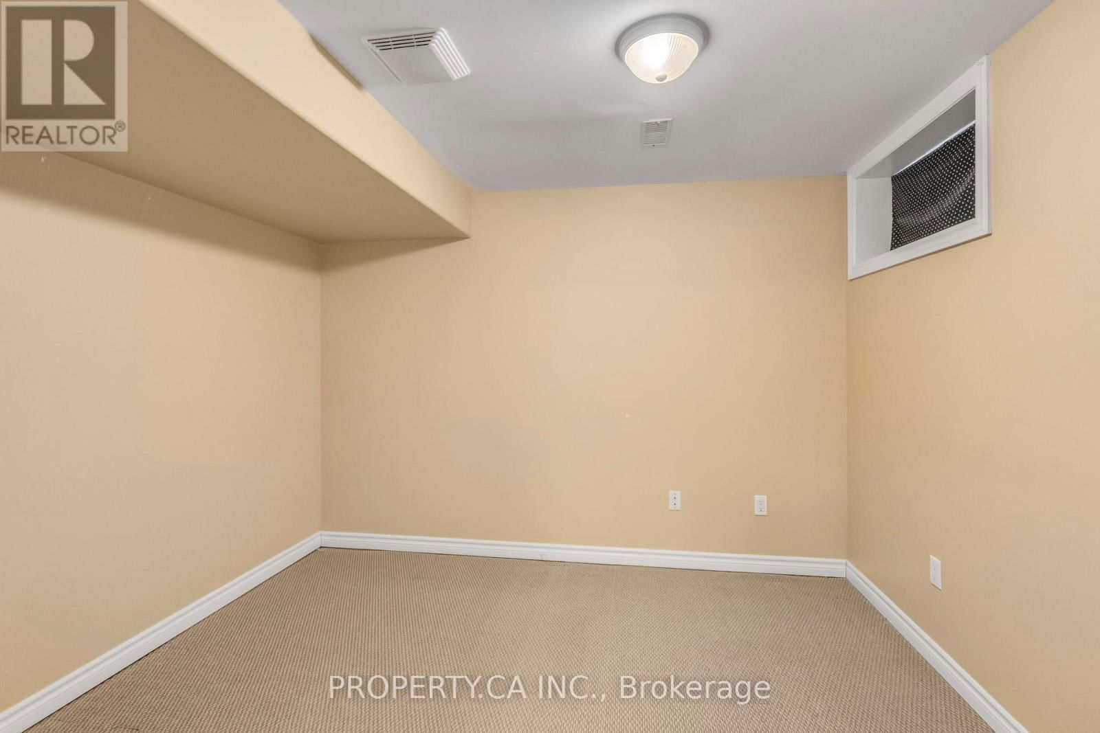 294 HUCK CRESCENT Image 39