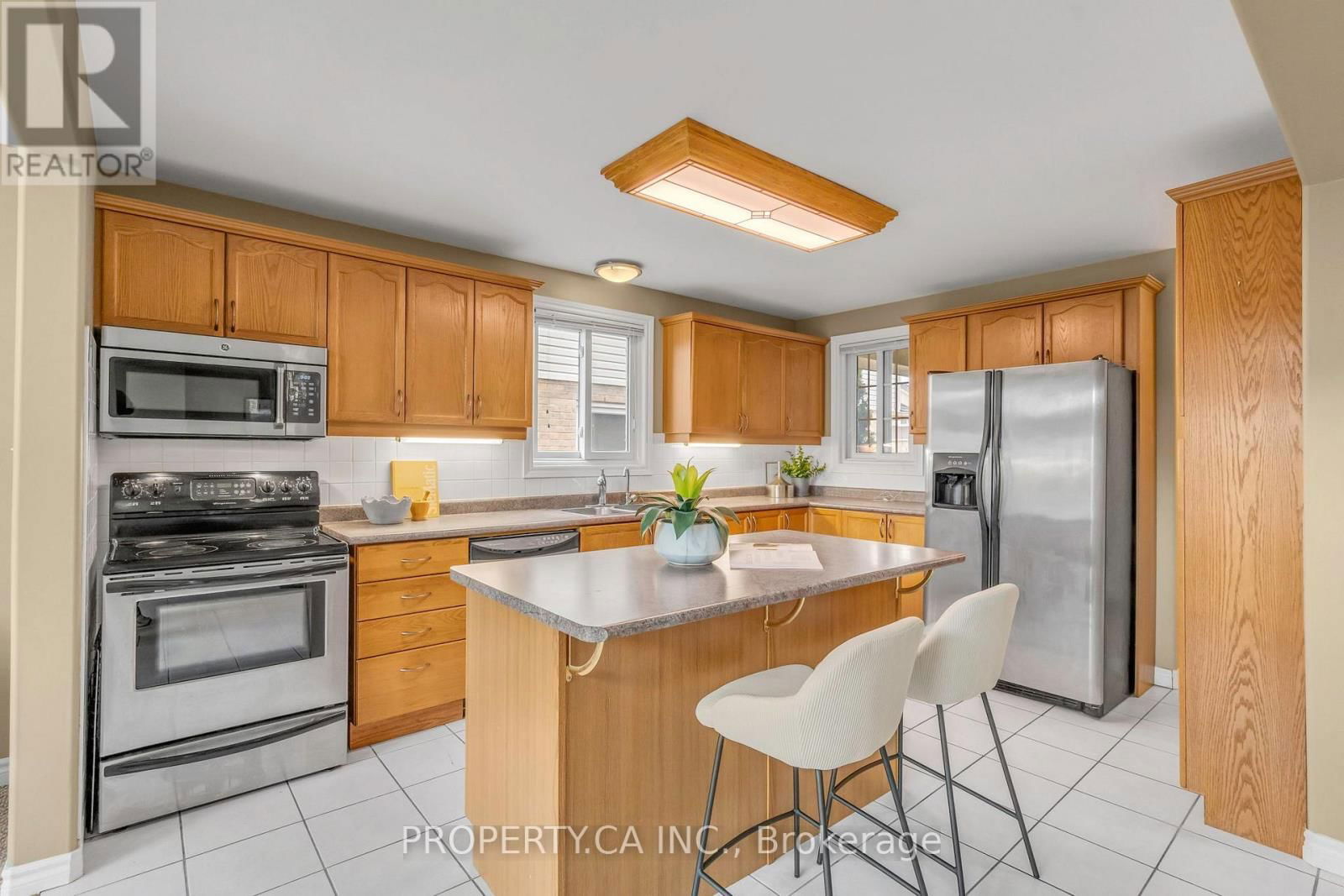 294 HUCK CRESCENT Image 4