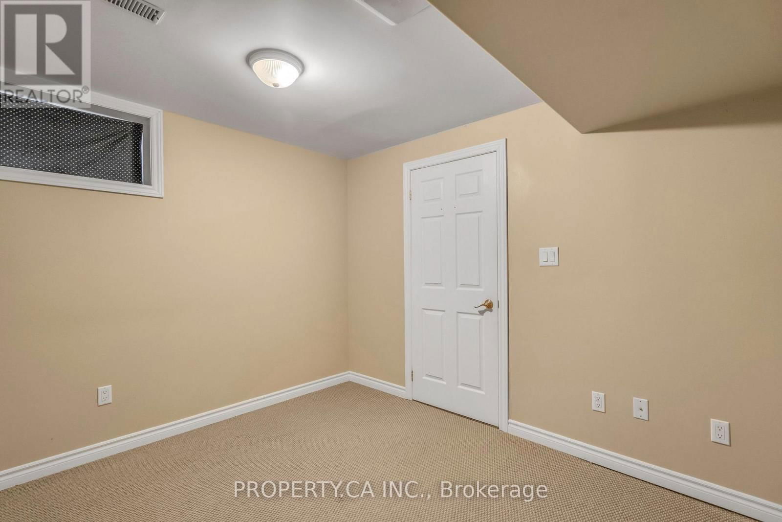 294 HUCK CRESCENT Image 40
