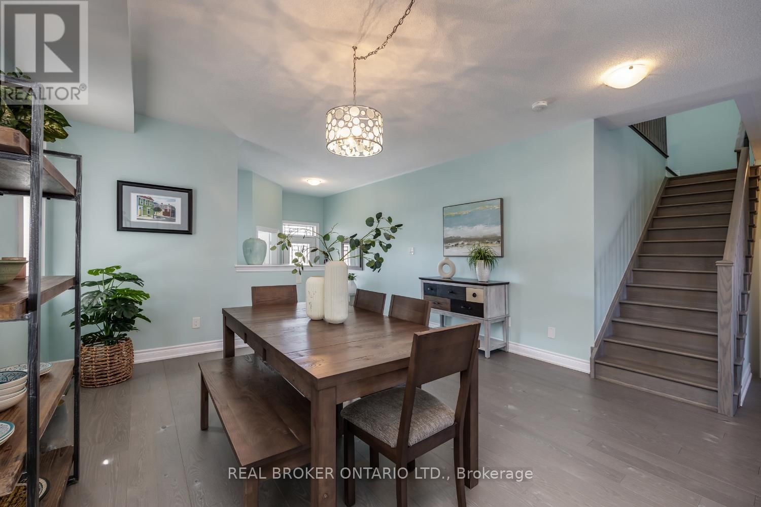 3 MELROSE DRIVE Image 10
