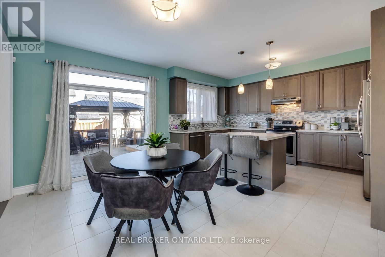 3 MELROSE DRIVE Image 13