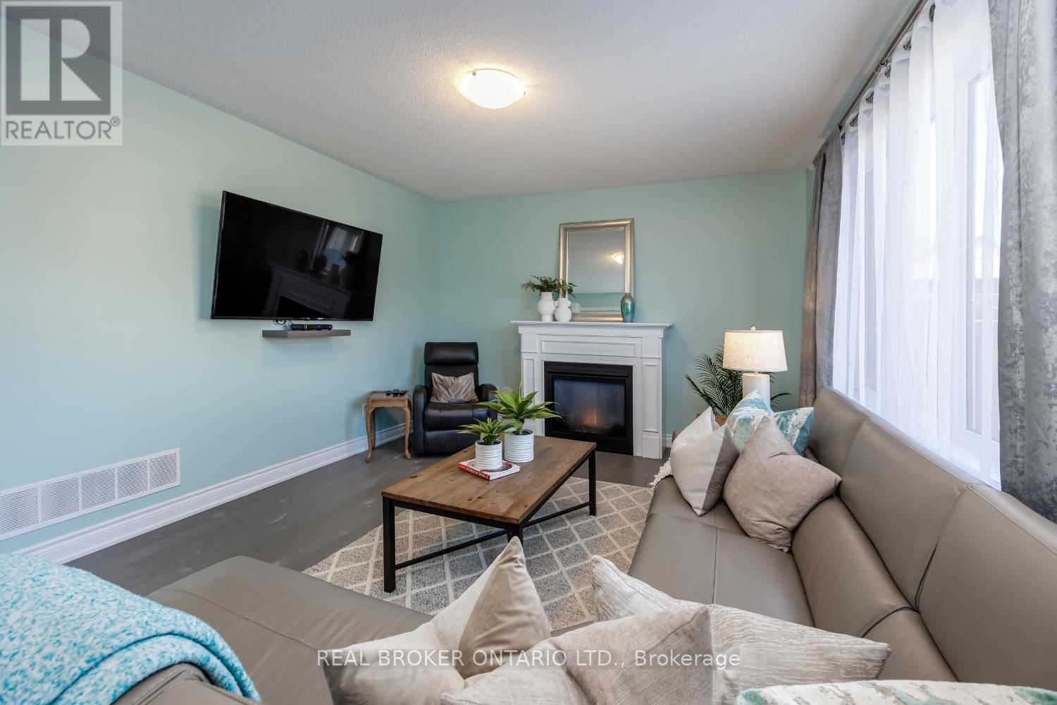 3 MELROSE DRIVE Image 15