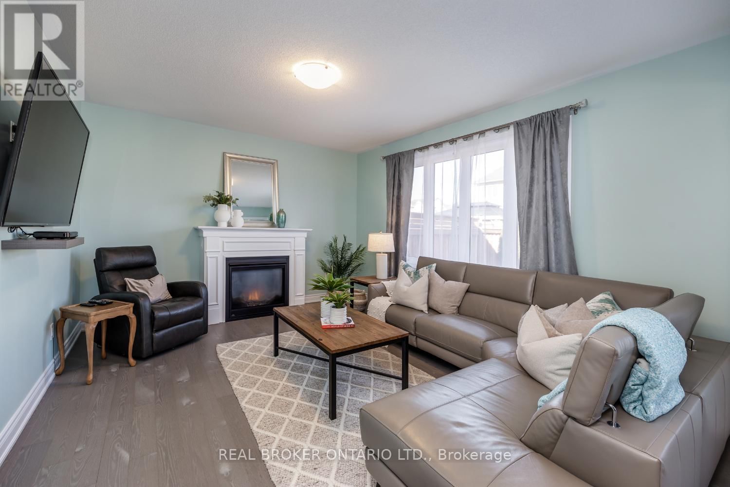 3 MELROSE DRIVE Image 16