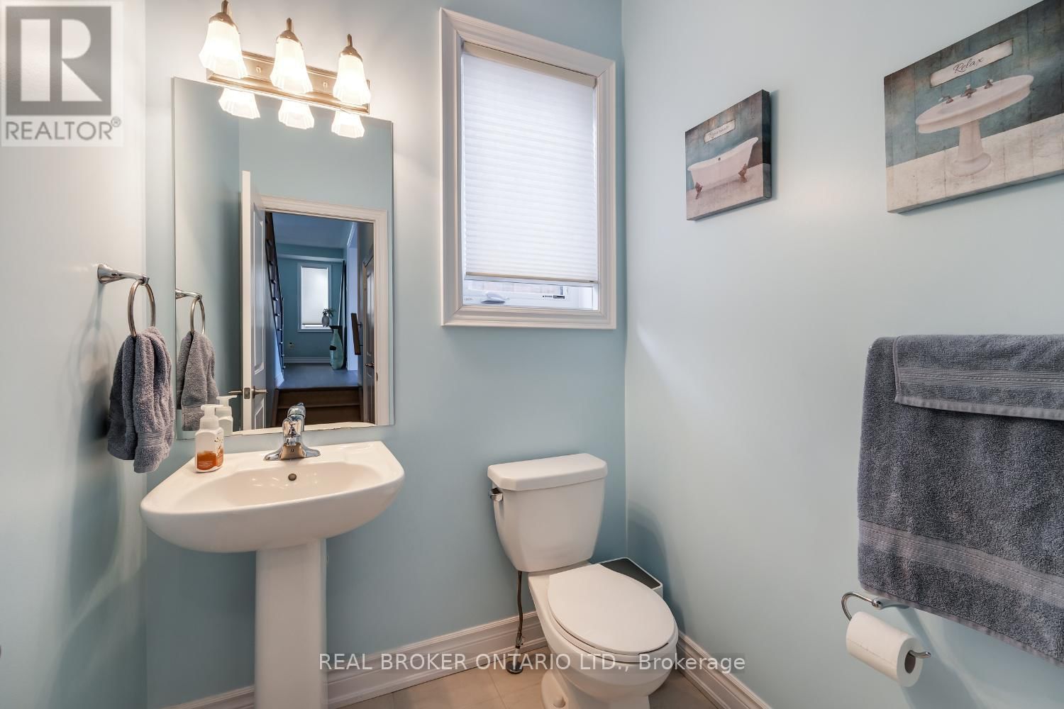 3 MELROSE DRIVE Image 17