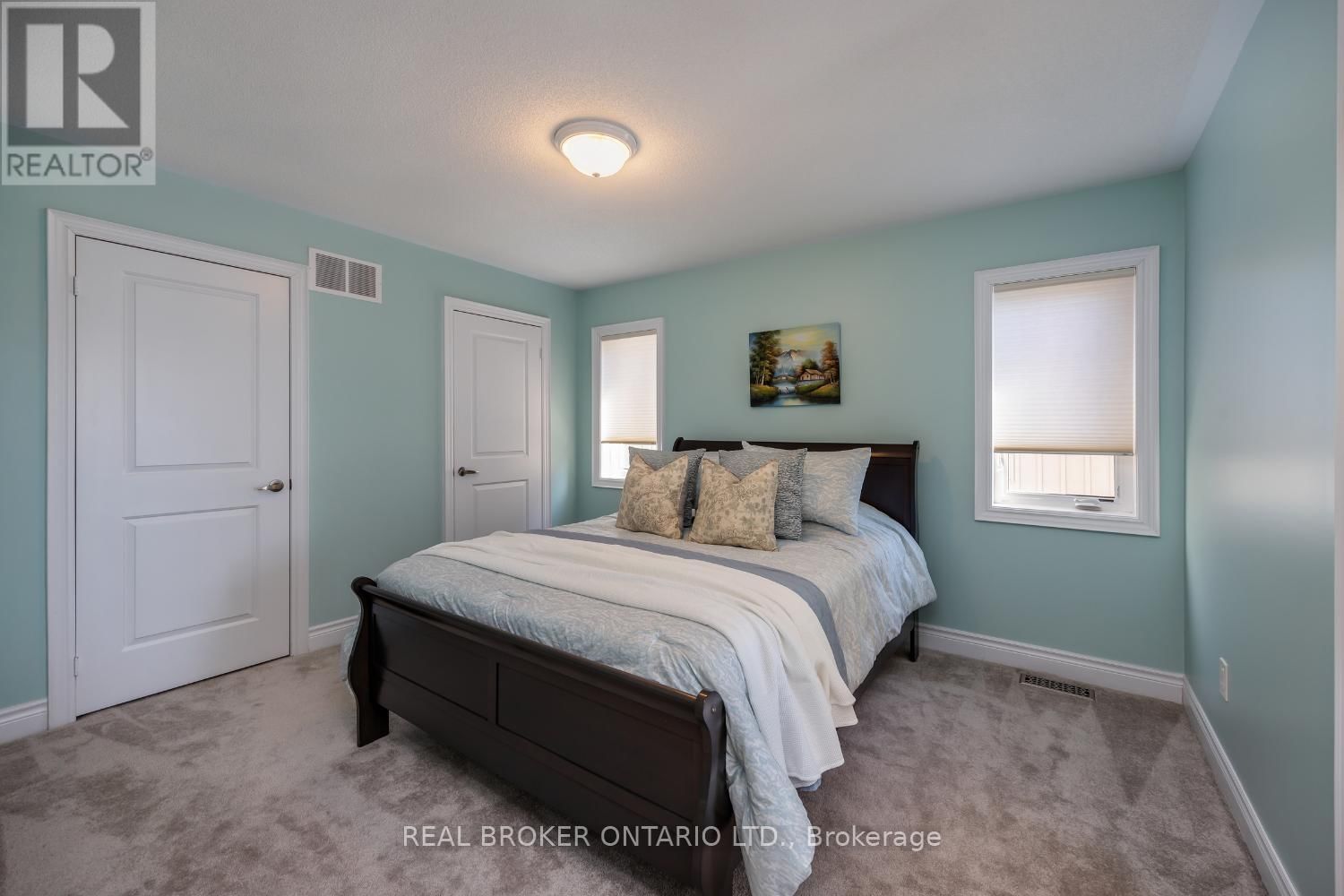 3 MELROSE DRIVE Image 22