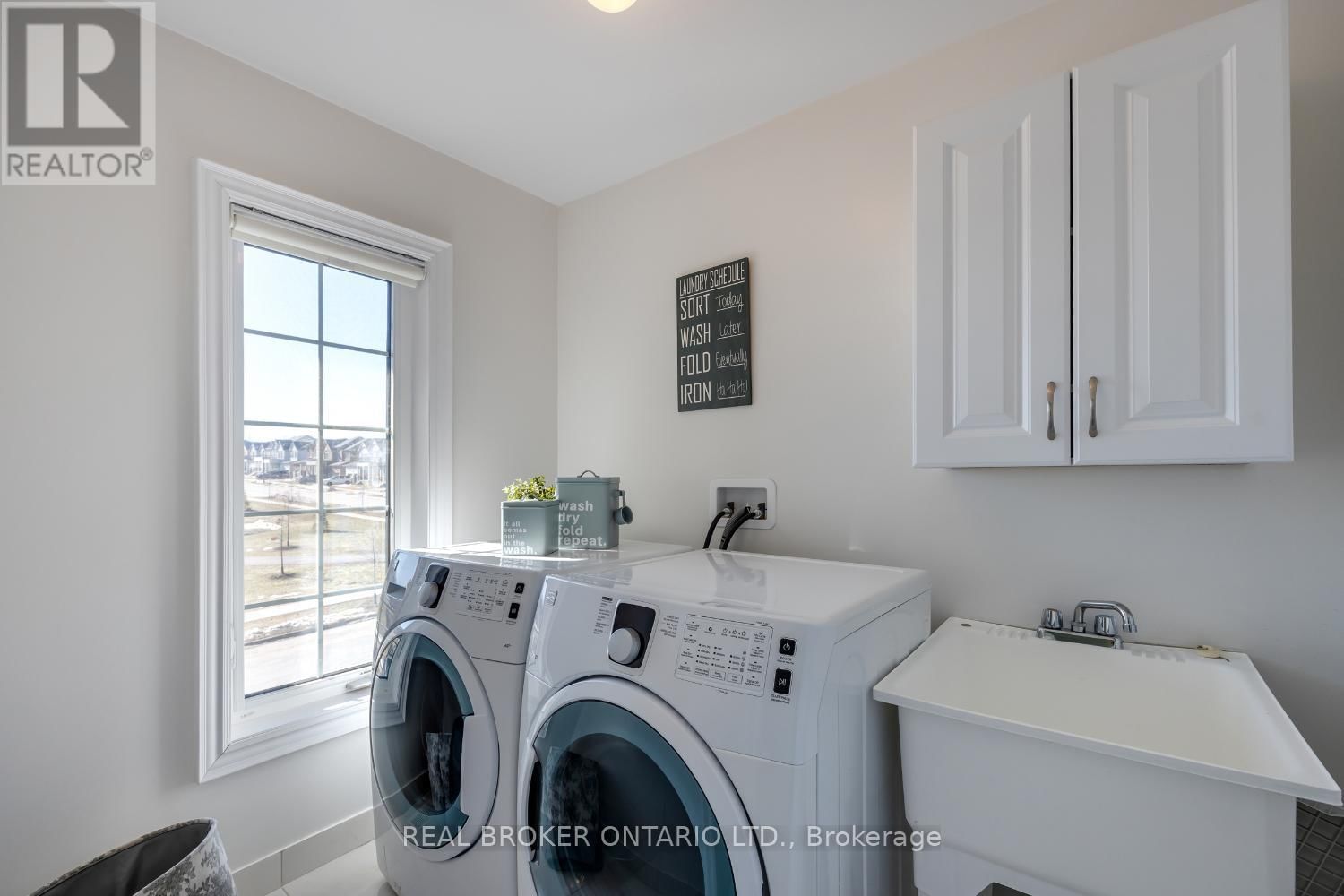 3 MELROSE DRIVE Image 29