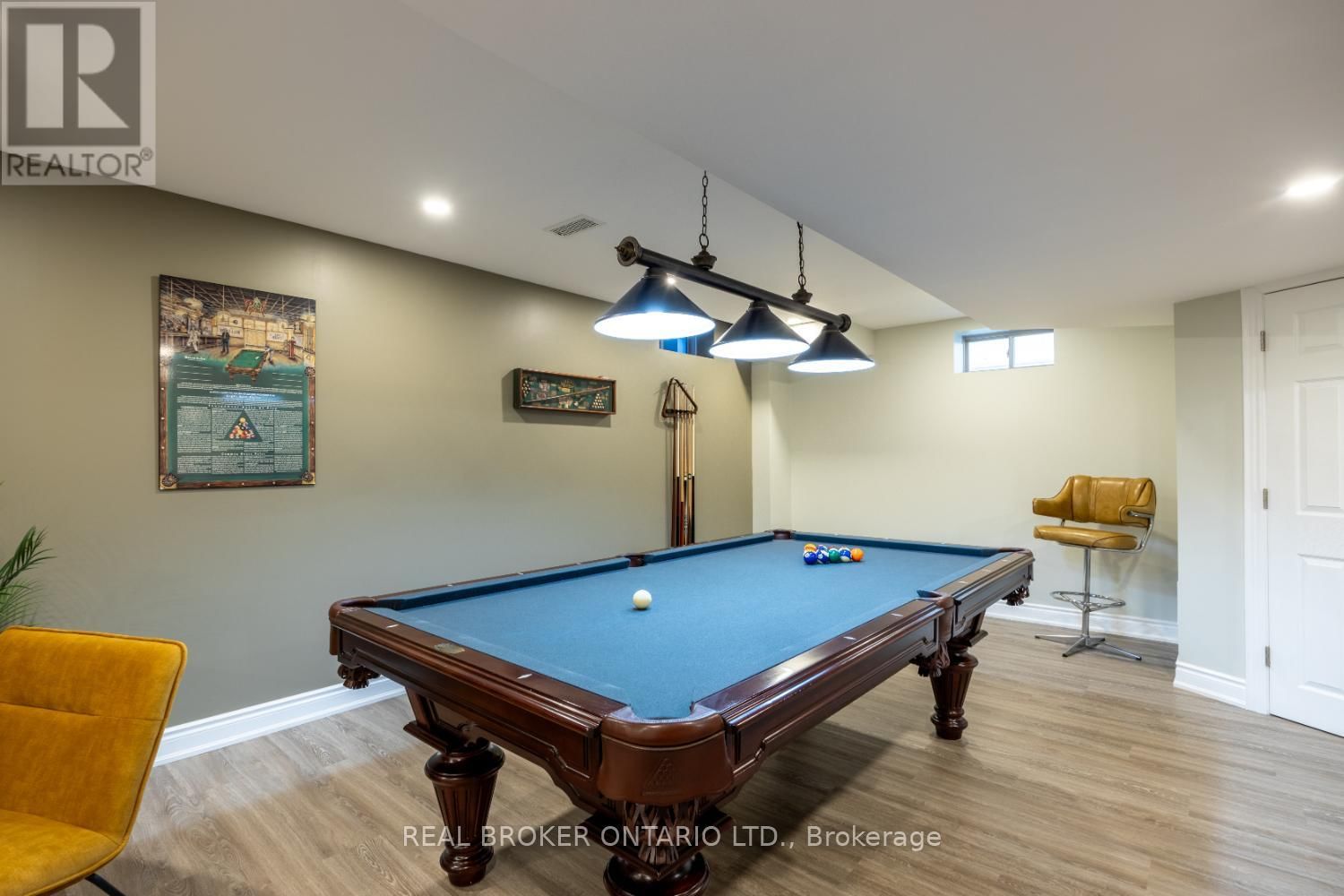 3 MELROSE DRIVE Image 30