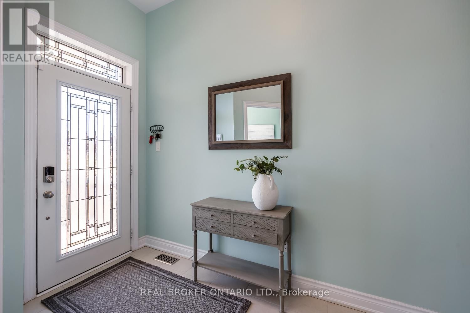 3 MELROSE DRIVE Image 4