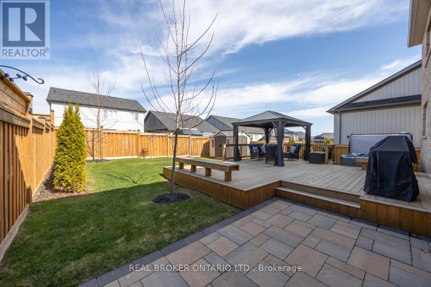 3 MELROSE DRIVE Image 43