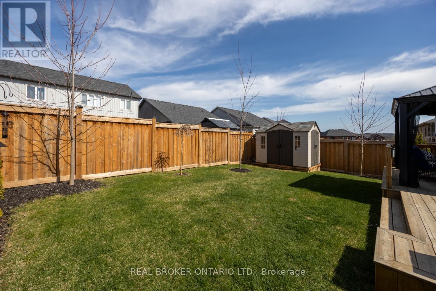 3 MELROSE DRIVE Image 44