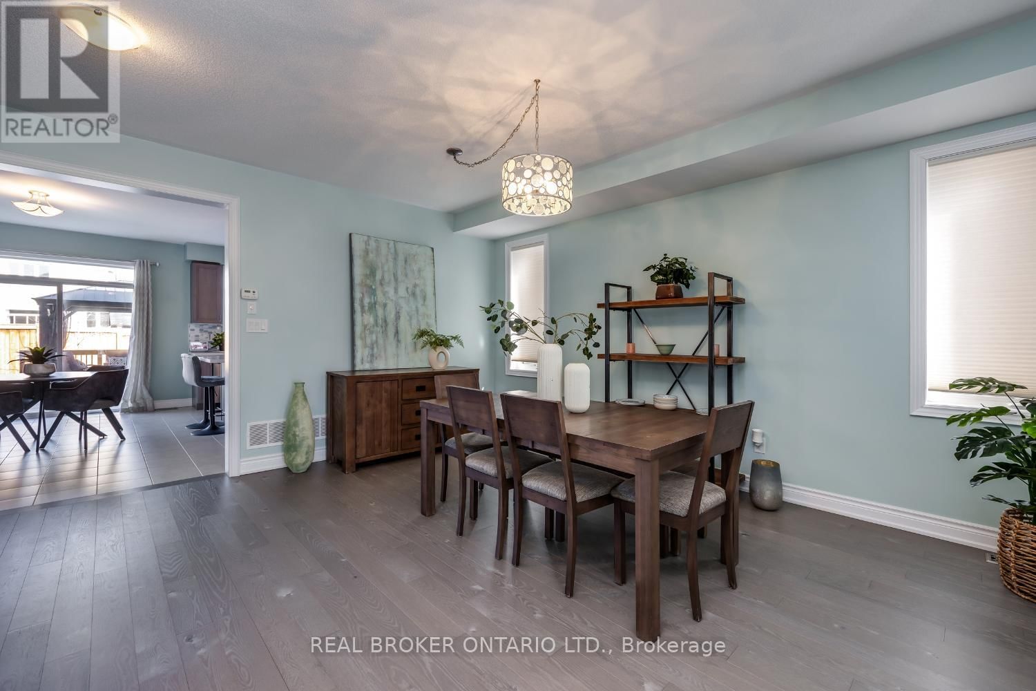 3 MELROSE DRIVE Image 8