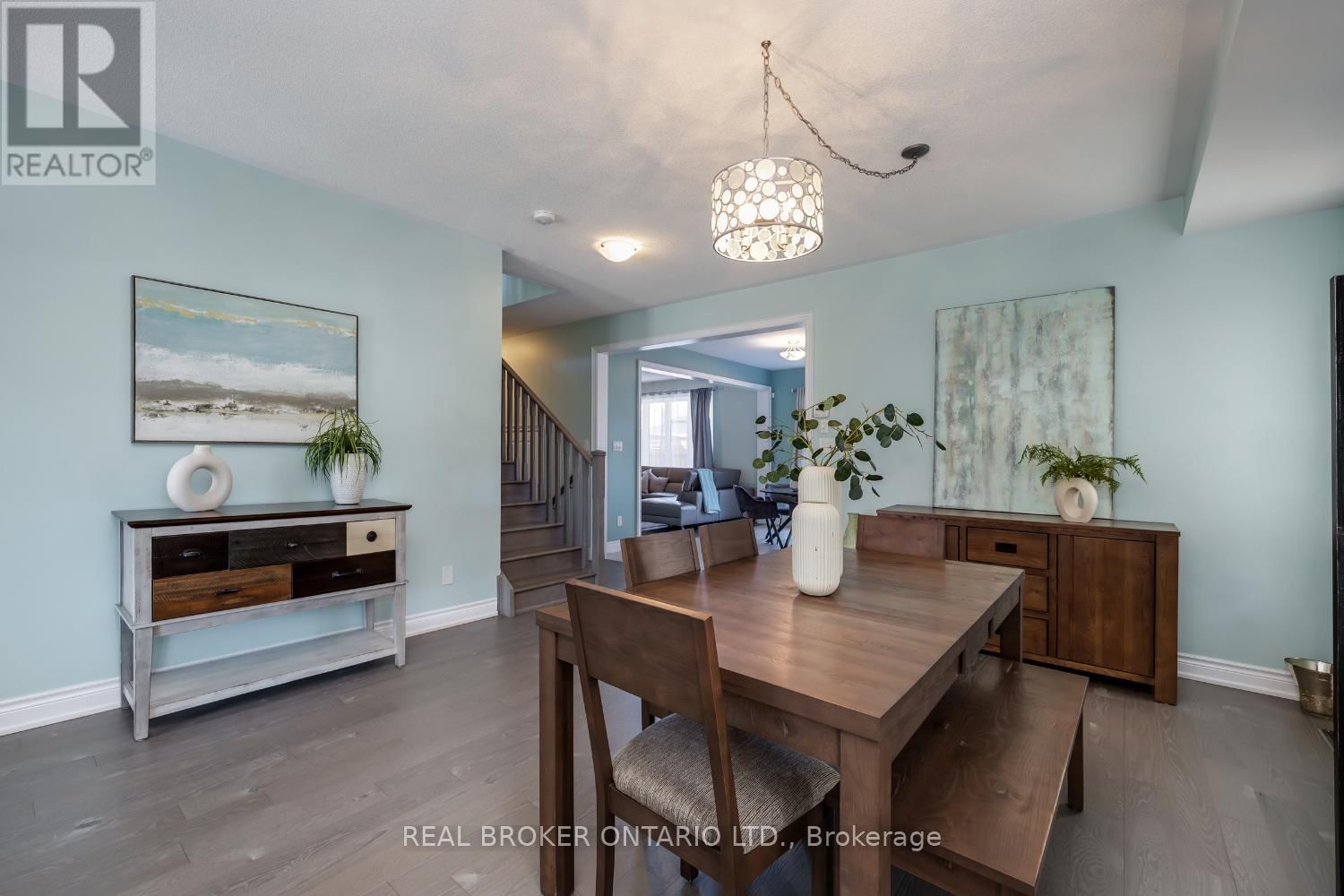 3 MELROSE DRIVE Image 9