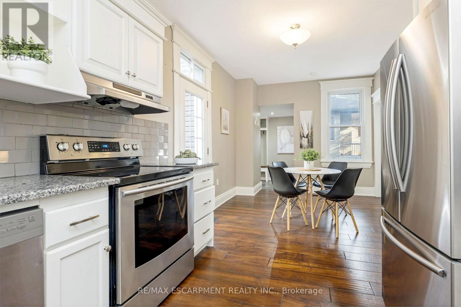 274 ALMA STREET Image 11