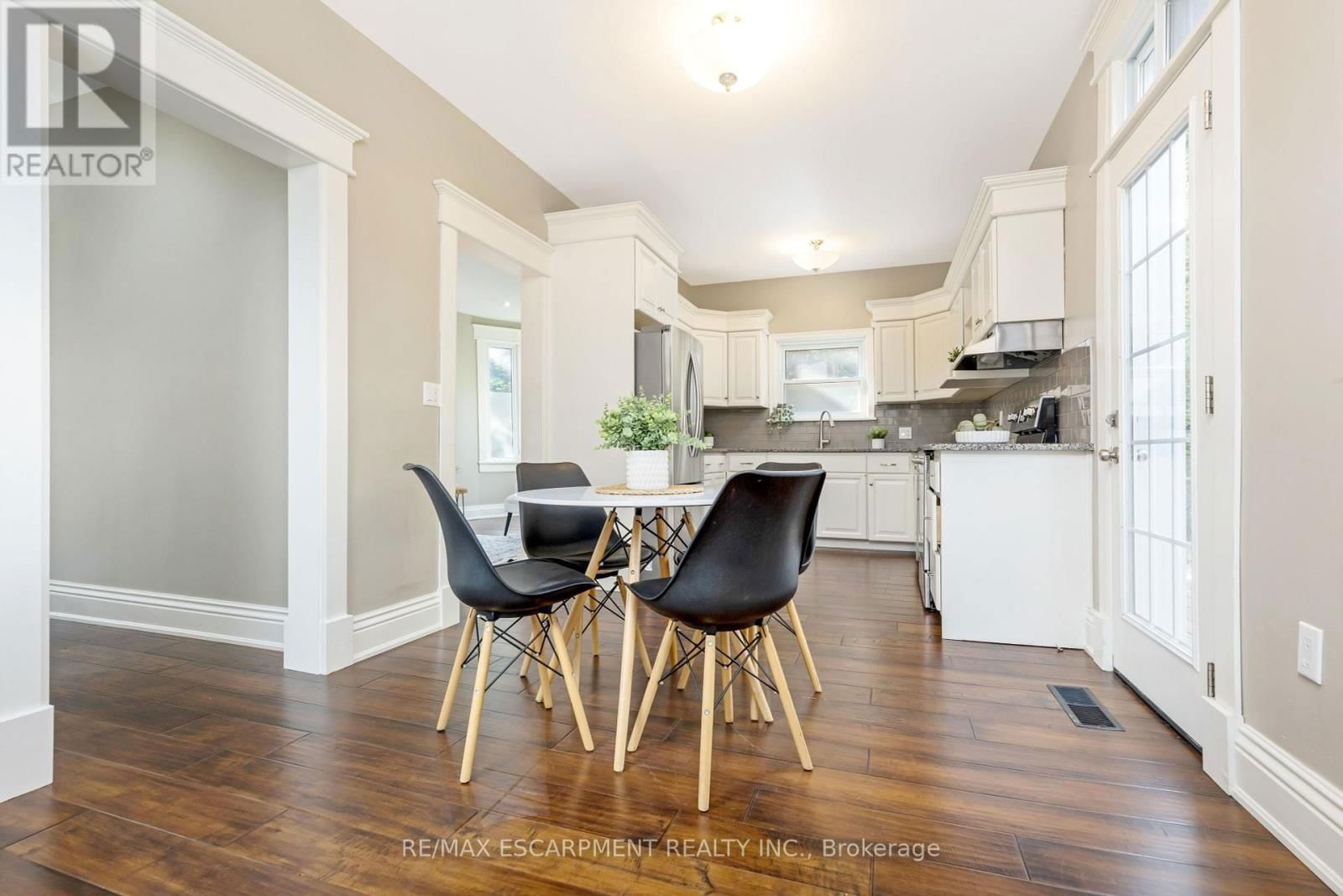 274 ALMA STREET Image 12