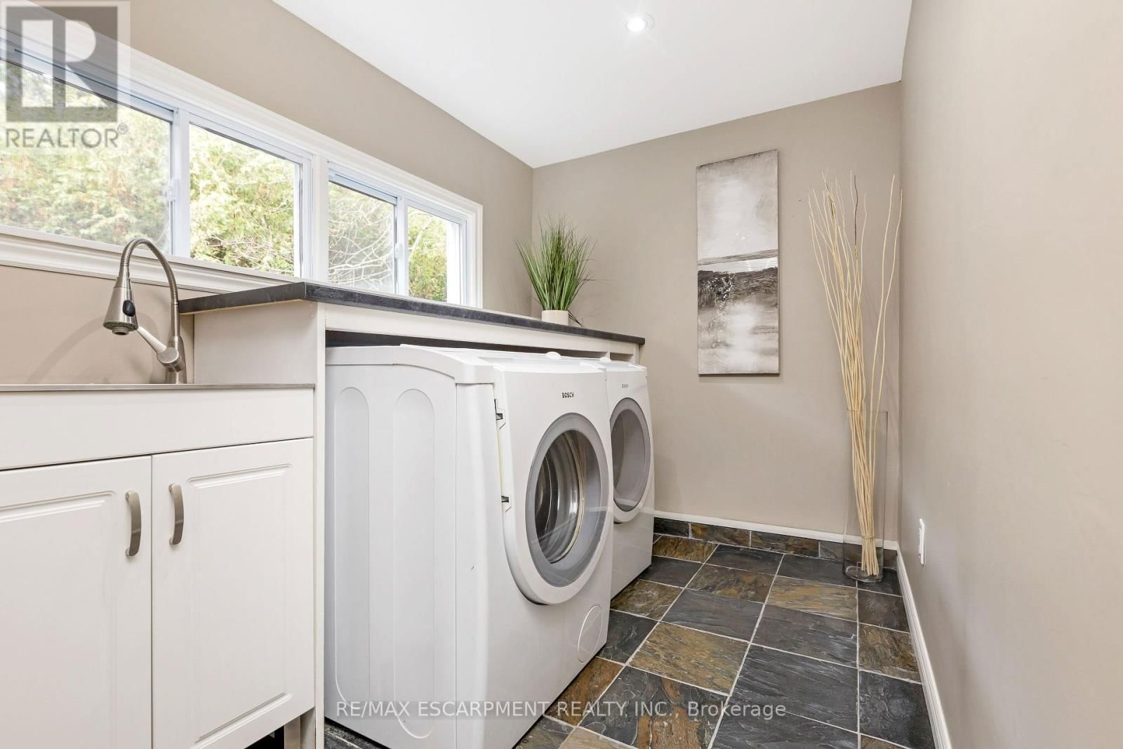 274 ALMA STREET Image 17