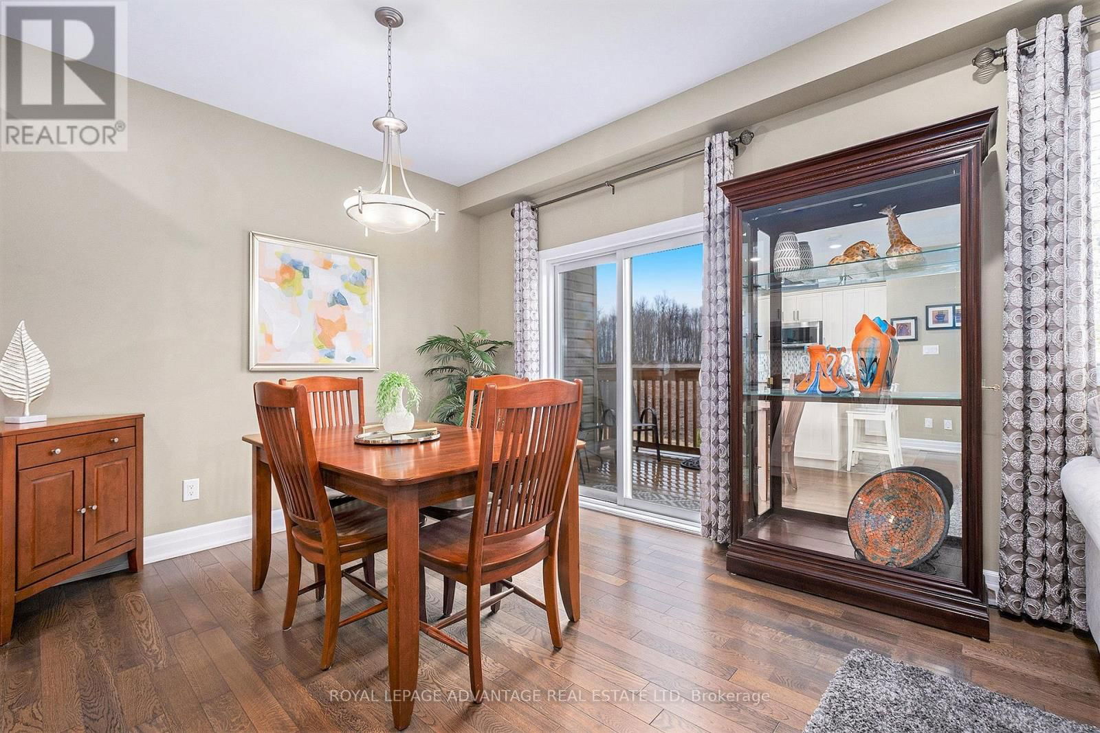 31 PERTHMORE STREET Image 12