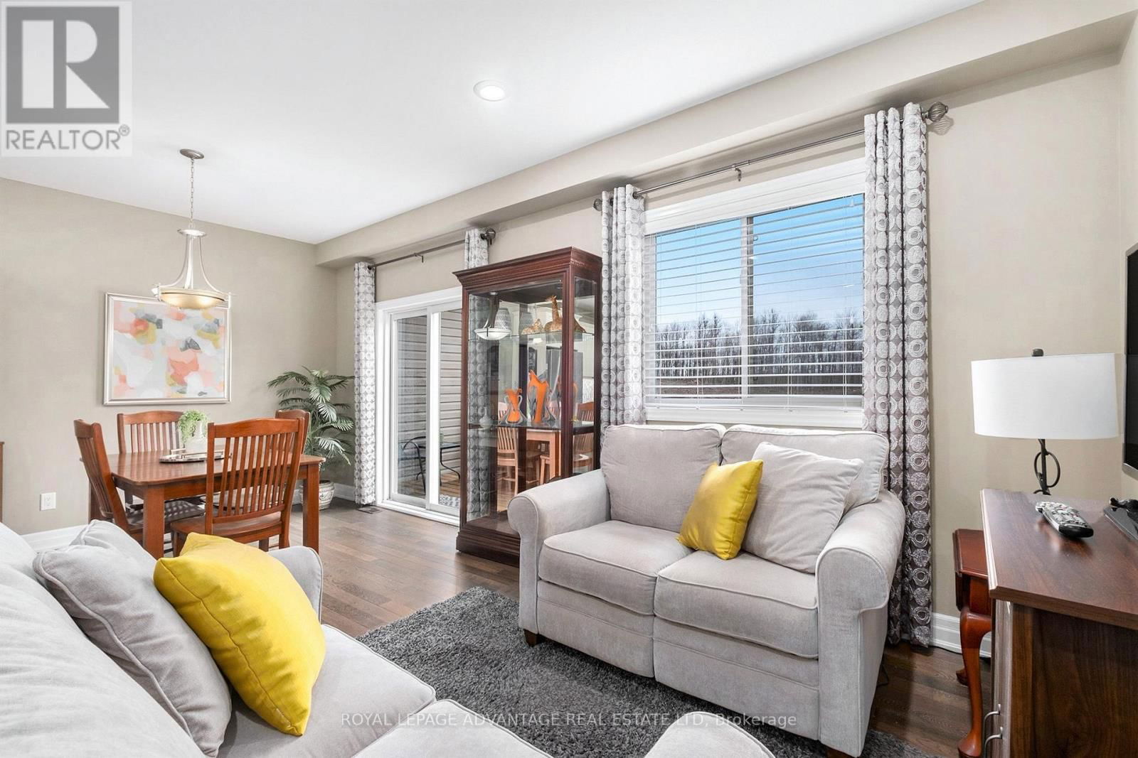 31 PERTHMORE STREET Image 17