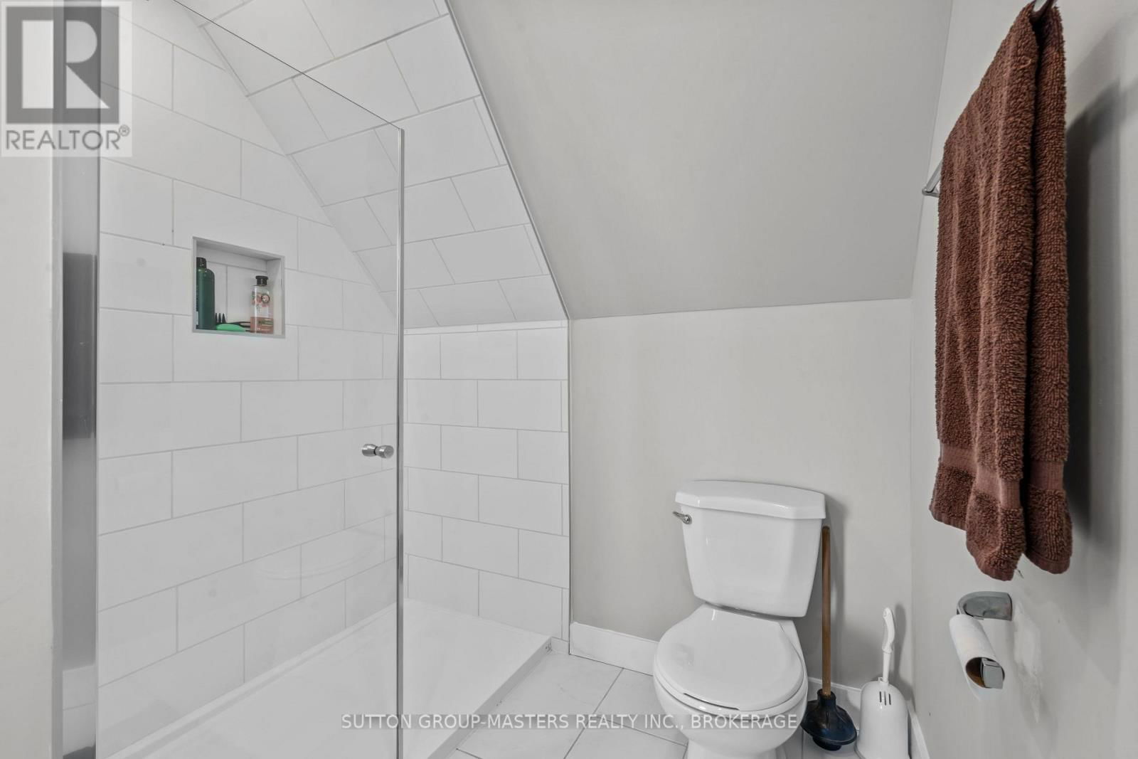 5540 BATH ROAD Image 30