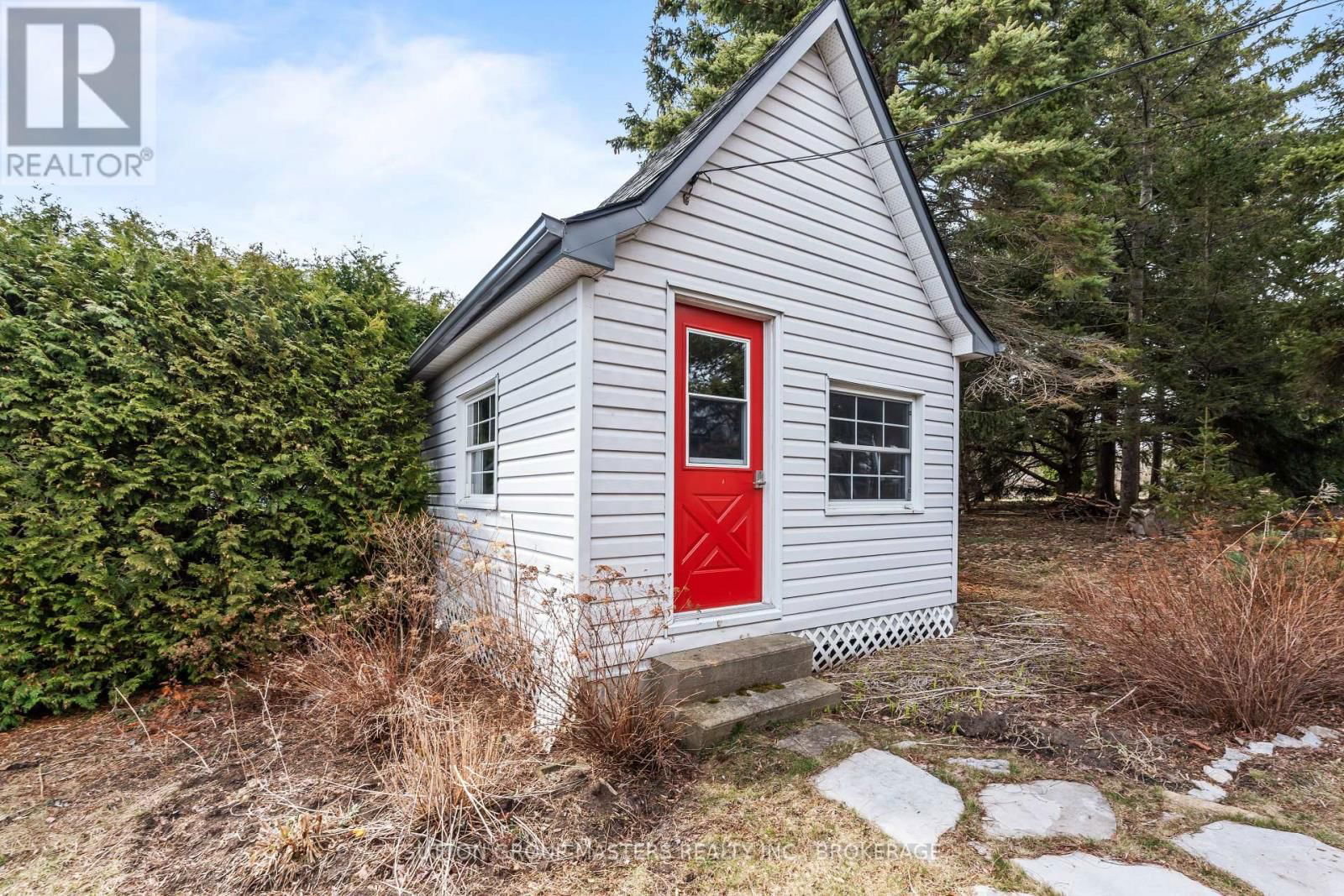 5540 BATH ROAD Image 33