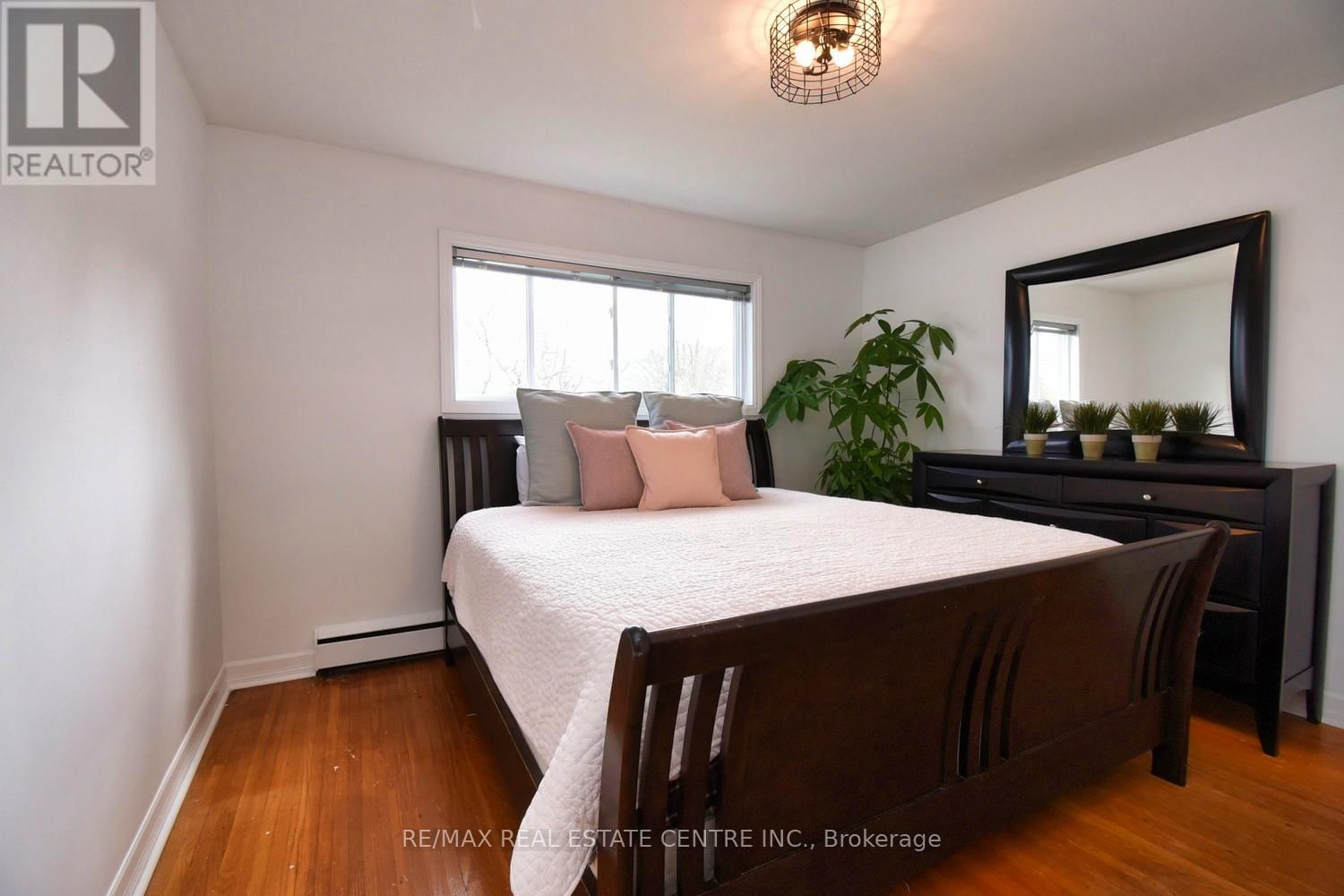 6 BRIERWOOD AVENUE Image 10