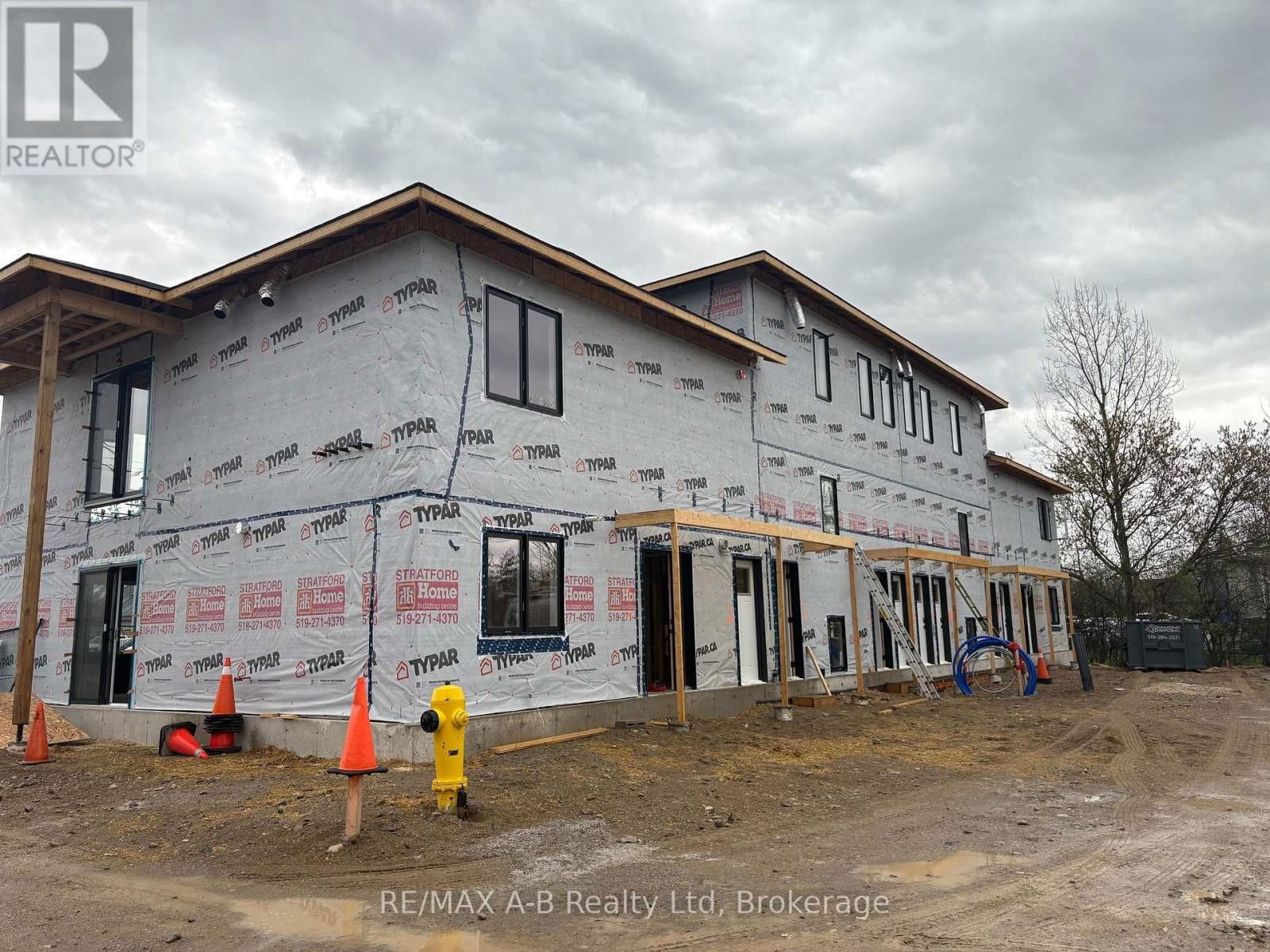 5 - 428 QUEEN STREET WEST Image 8