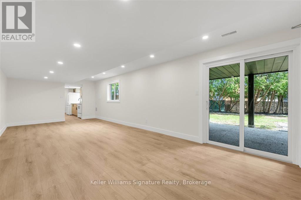 168 ALBION FALLS BOULEVARD Image 29