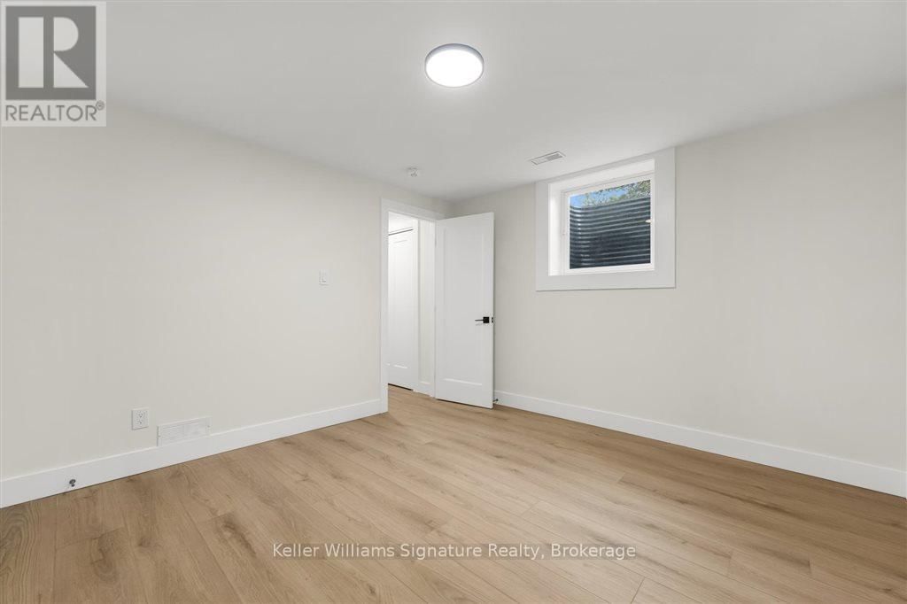 168 ALBION FALLS BOULEVARD Image 33