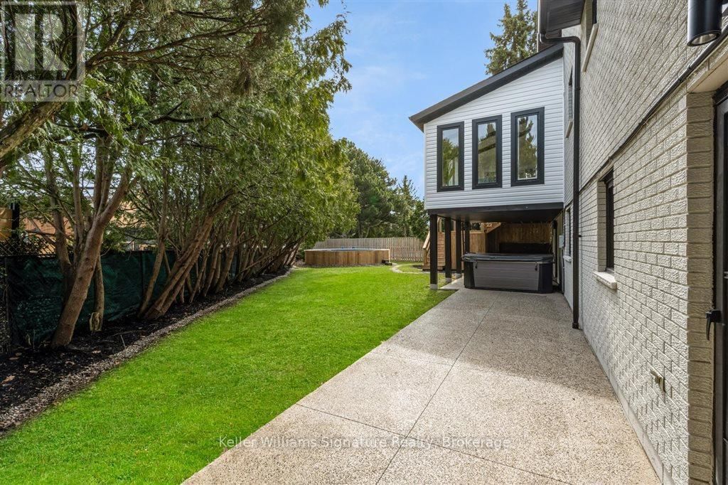 168 ALBION FALLS BOULEVARD Image 37