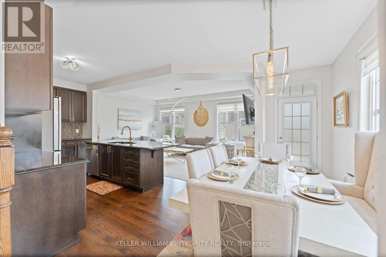 52 OXALIS CRESCENT Image 11