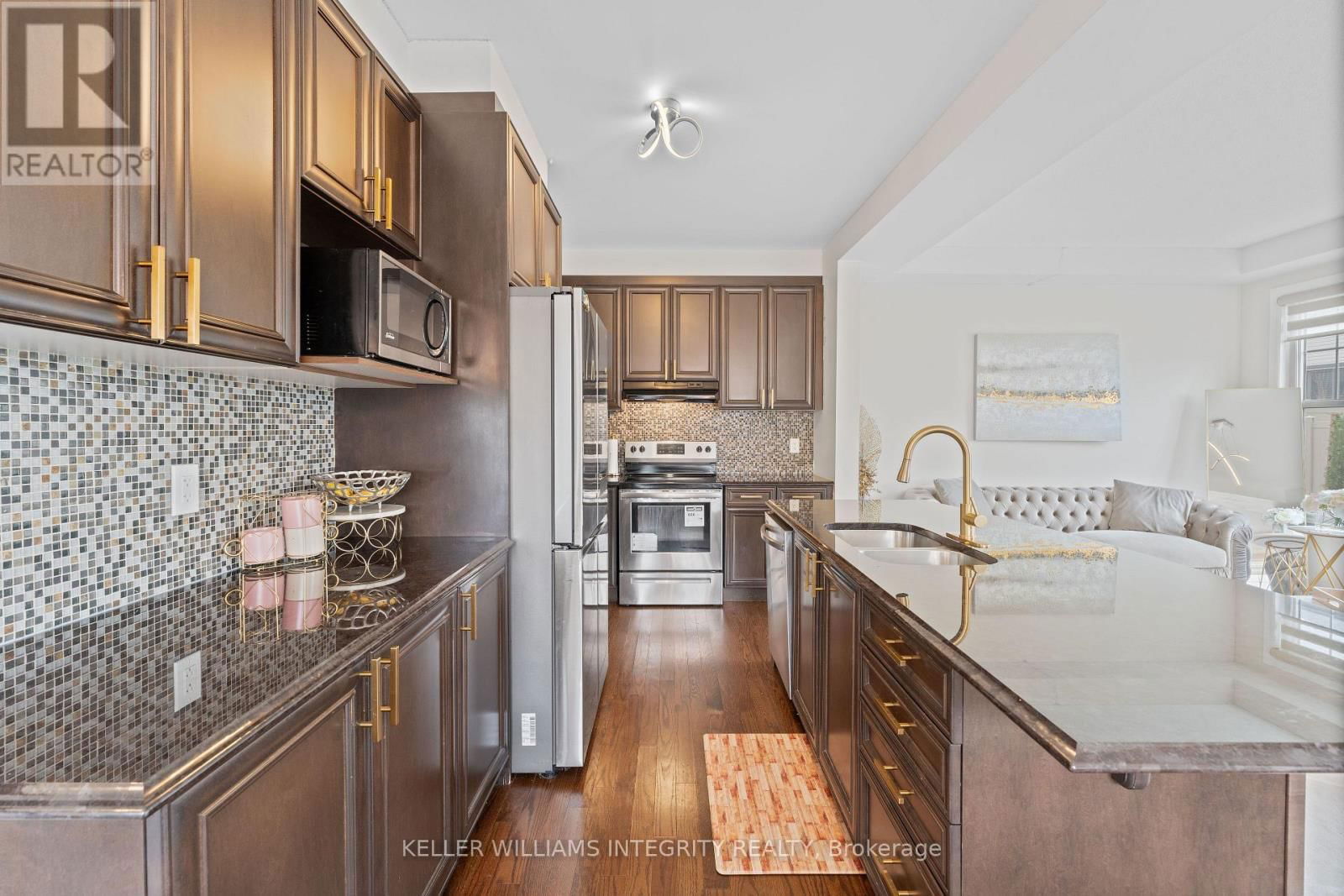 52 OXALIS CRESCENT Image 19